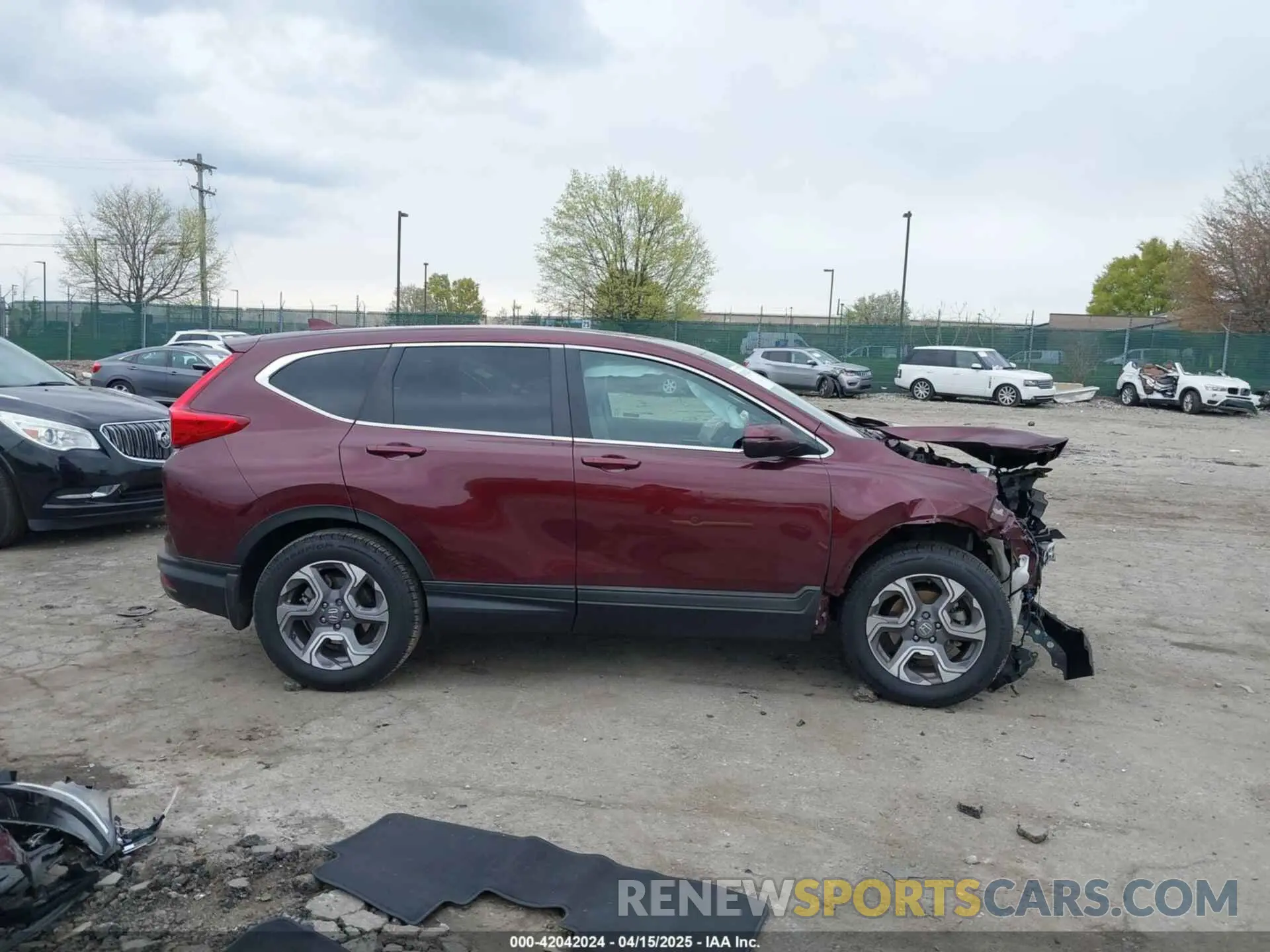 14 Photograph of a damaged car 7FARW2H58KE019907 HONDA CR-V 2019