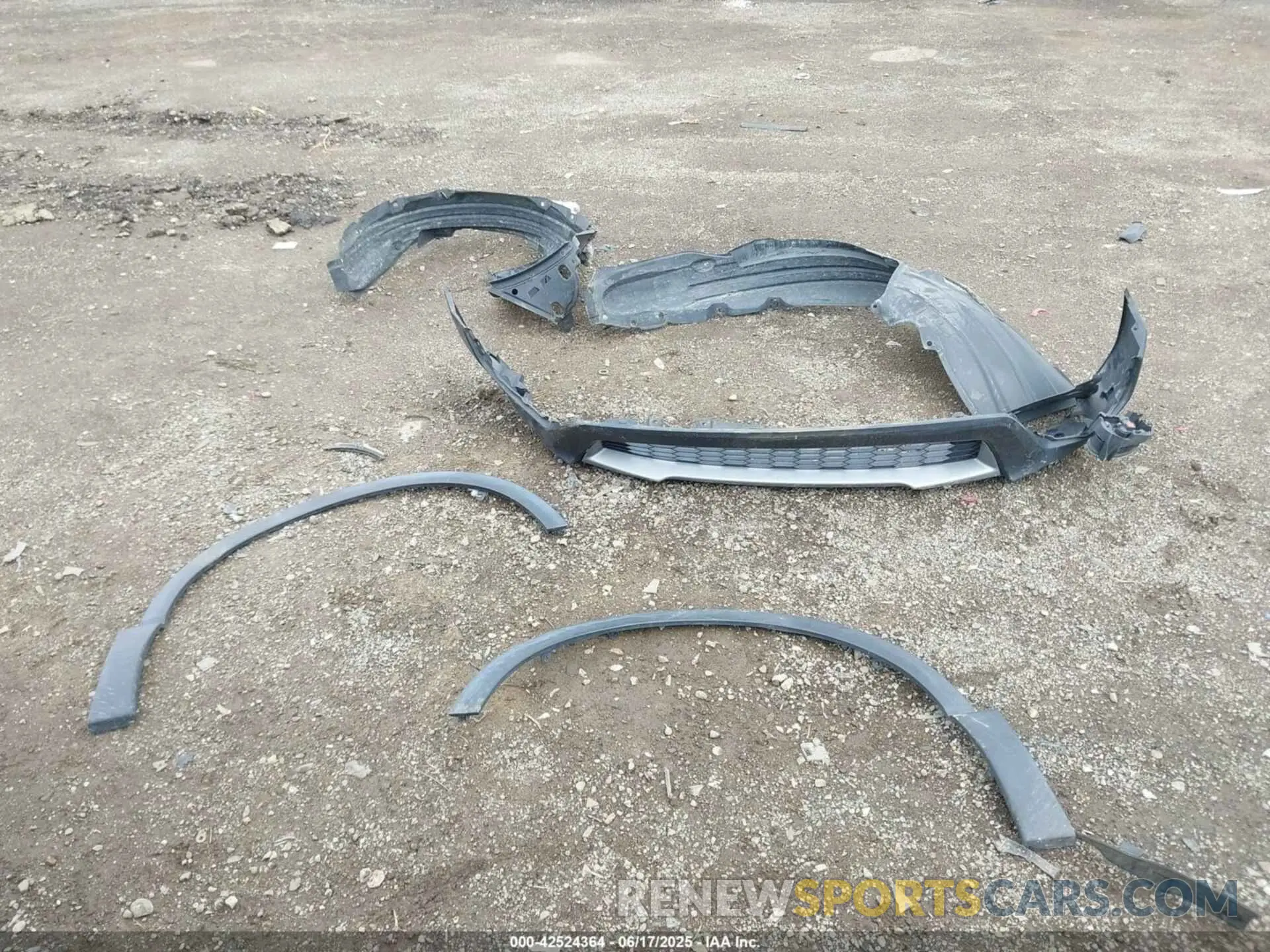 12 Photograph of a damaged car 7FARW2H59KE026381 HONDA CR-V 2019