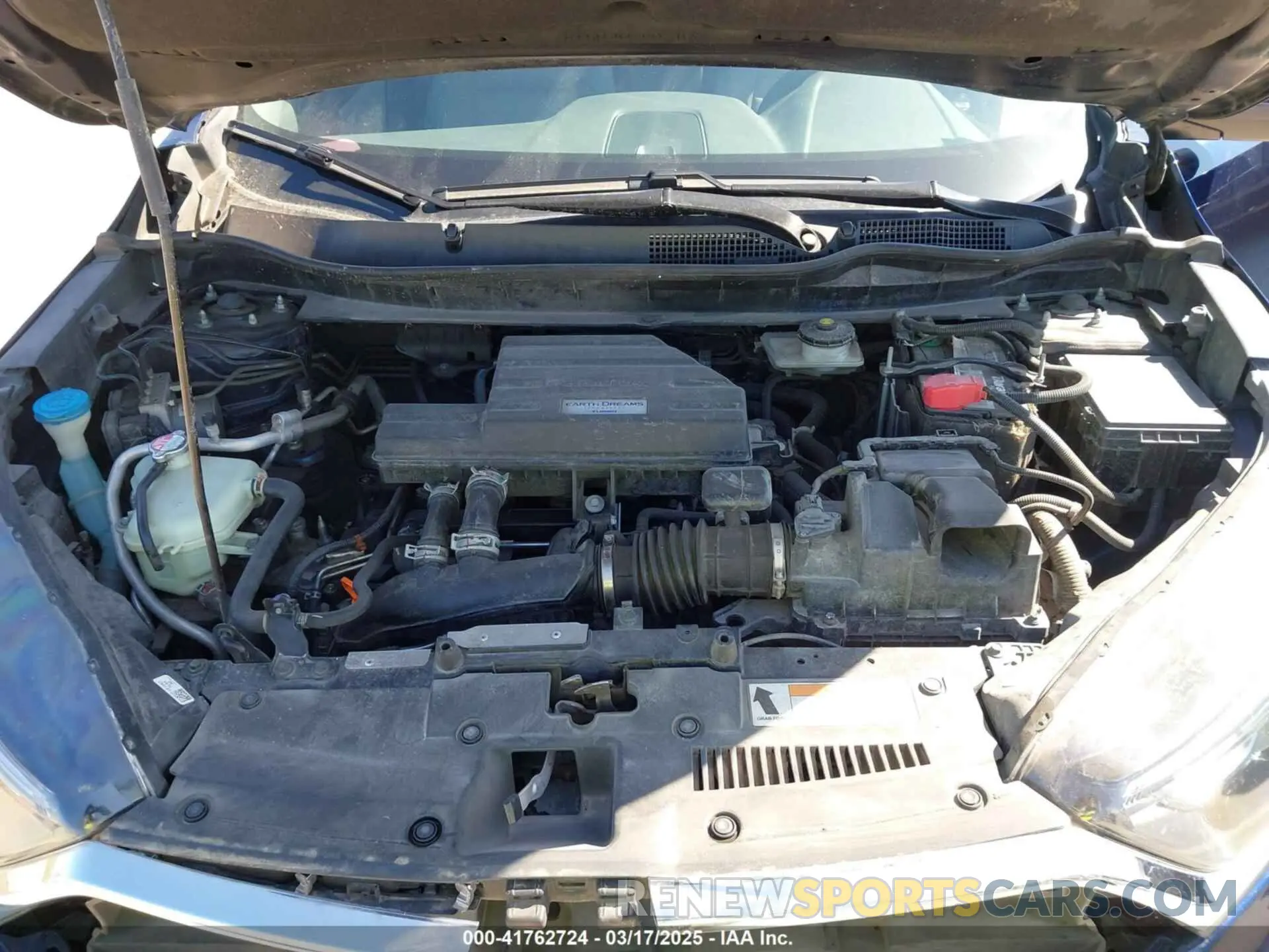10 Photograph of a damaged car 7FARW2H59KE035470 HONDA CR-V 2019