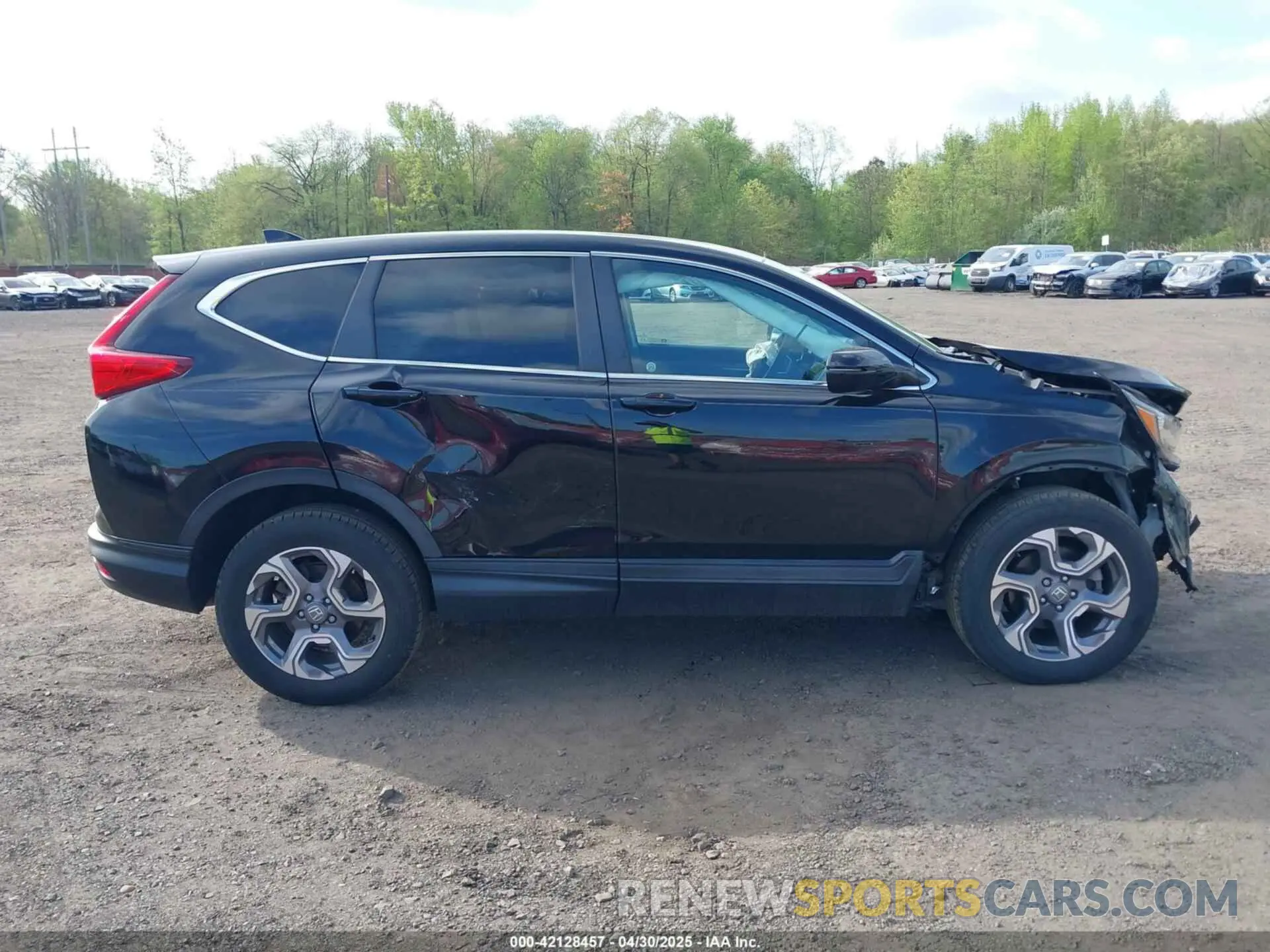 13 Photograph of a damaged car 7FARW2H59KE037414 HONDA CR-V 2019
