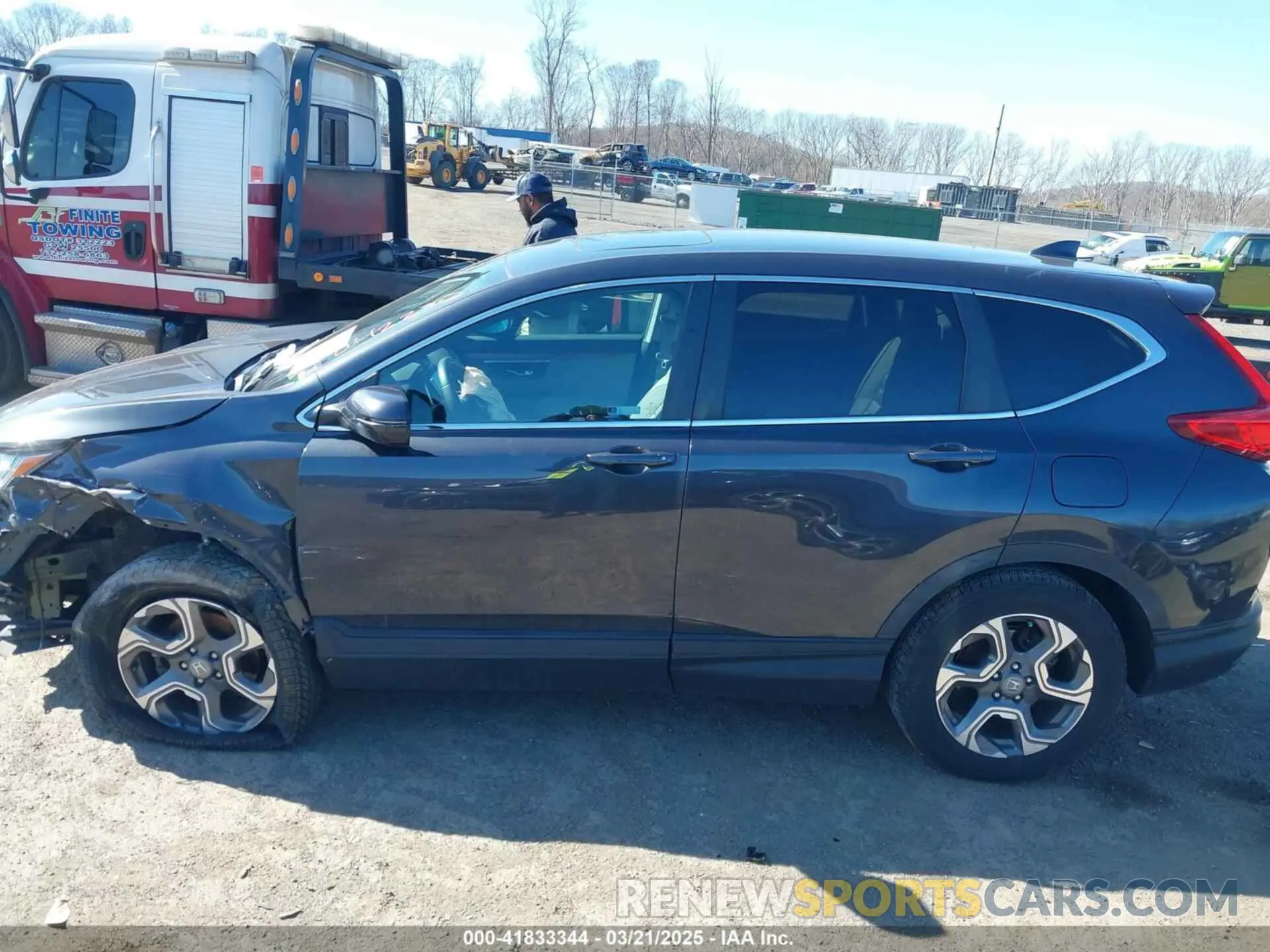 15 Photograph of a damaged car 7FARW2H59KE042290 HONDA CR-V 2019