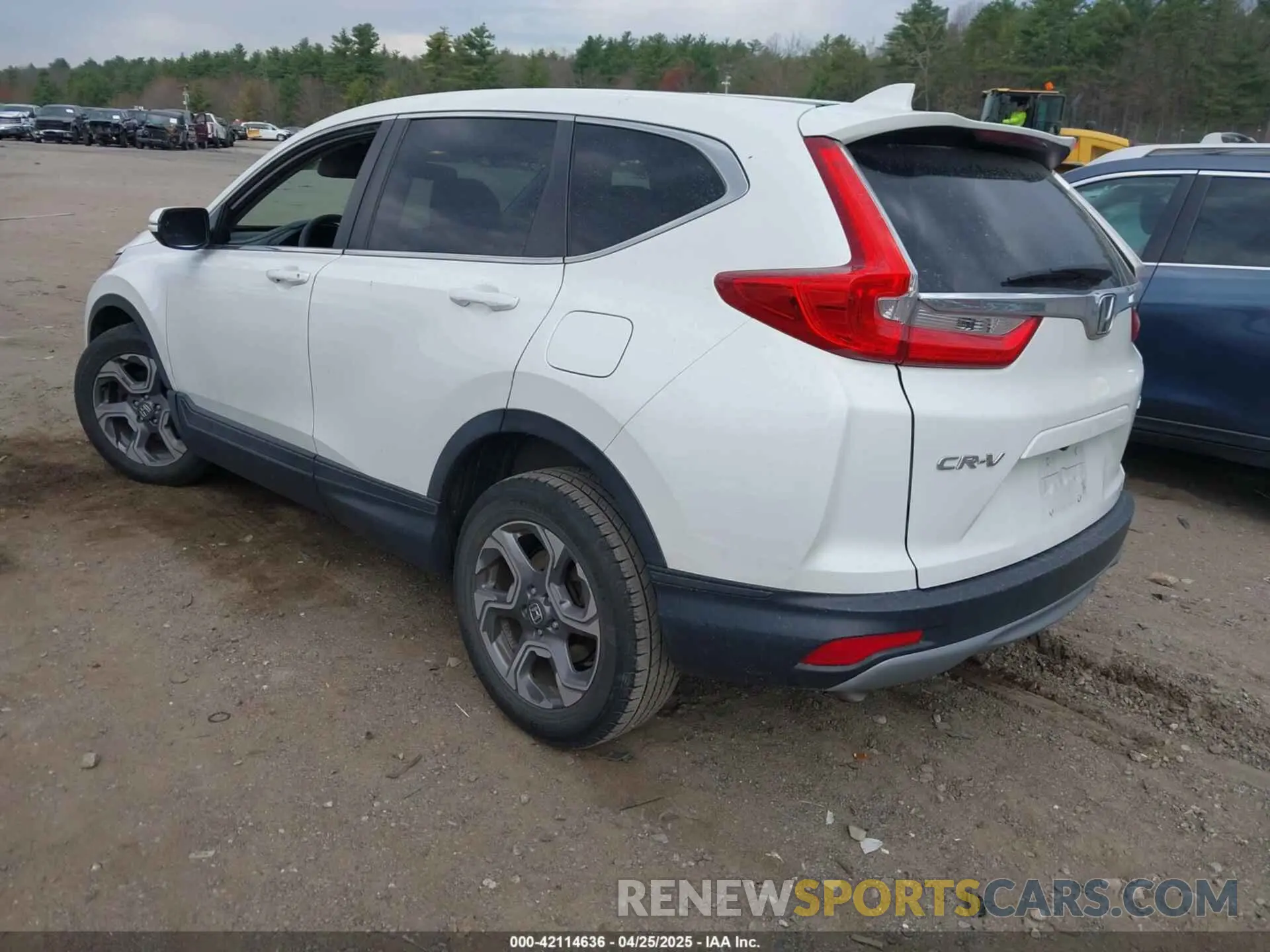 3 Photograph of a damaged car 7FARW2H5XKE029516 HONDA CR-V 2019
