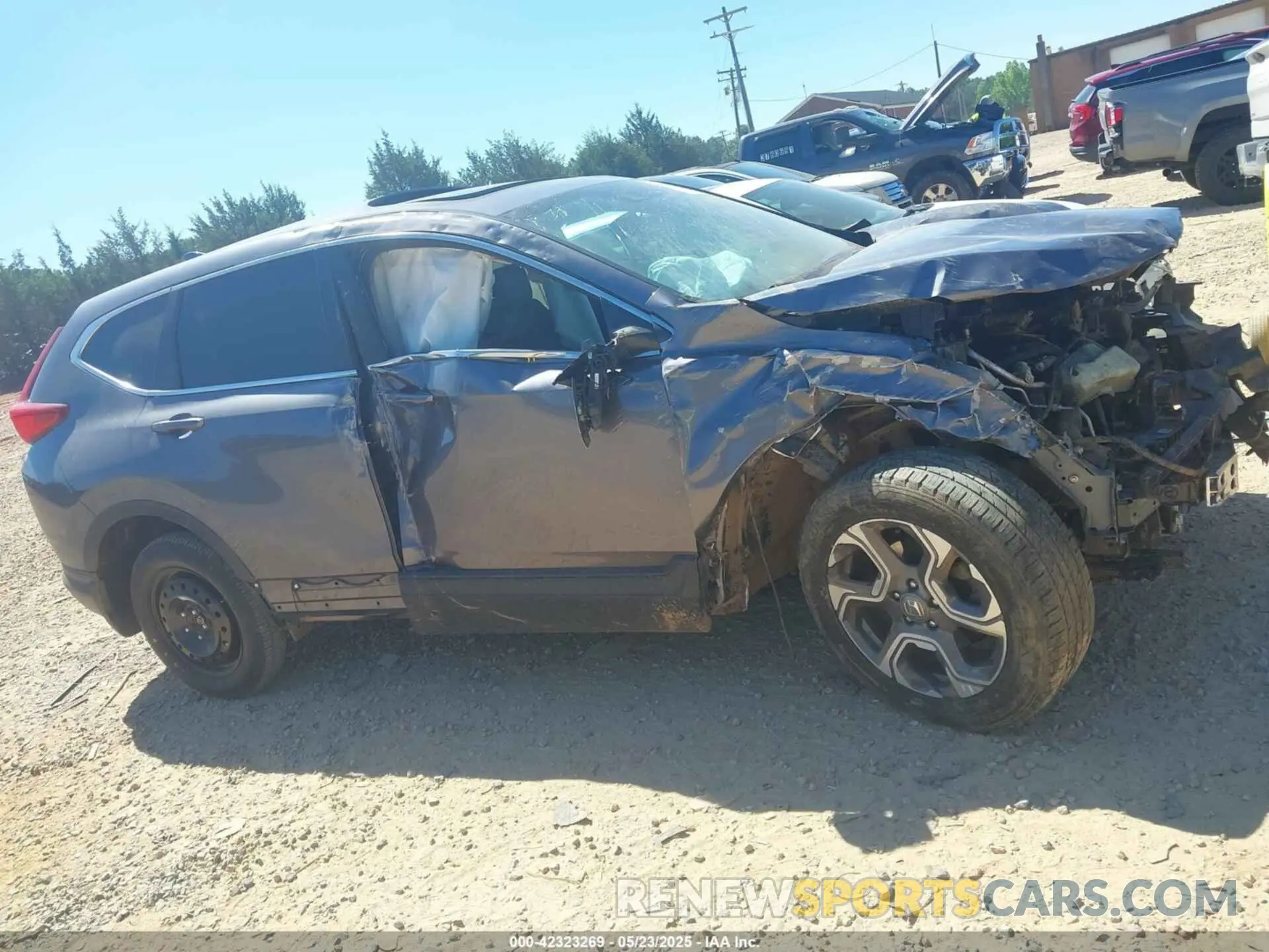 12 Photograph of a damaged car 7FARW2H80KE003842 HONDA CR-V 2019