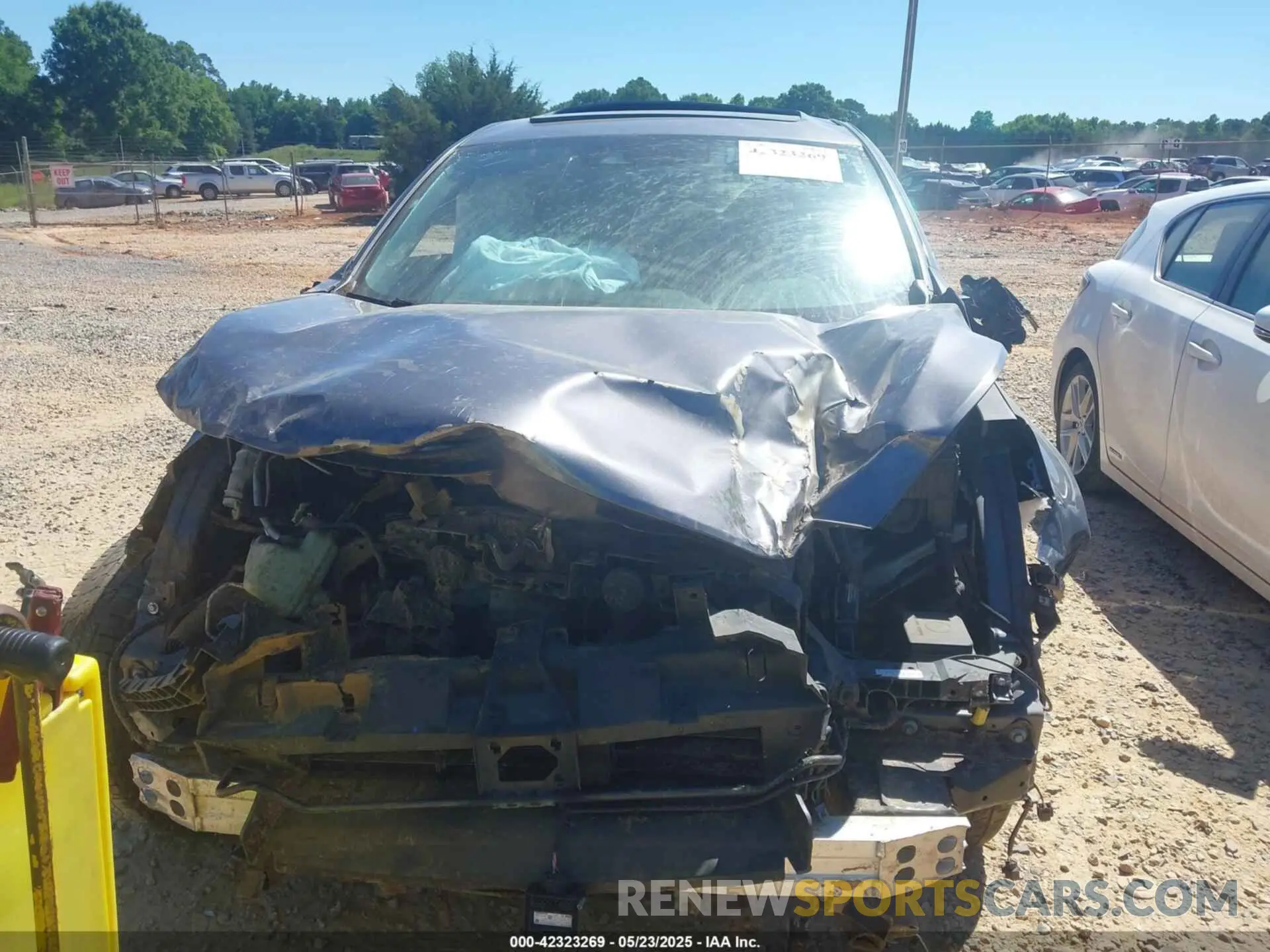 16 Photograph of a damaged car 7FARW2H80KE003842 HONDA CR-V 2019