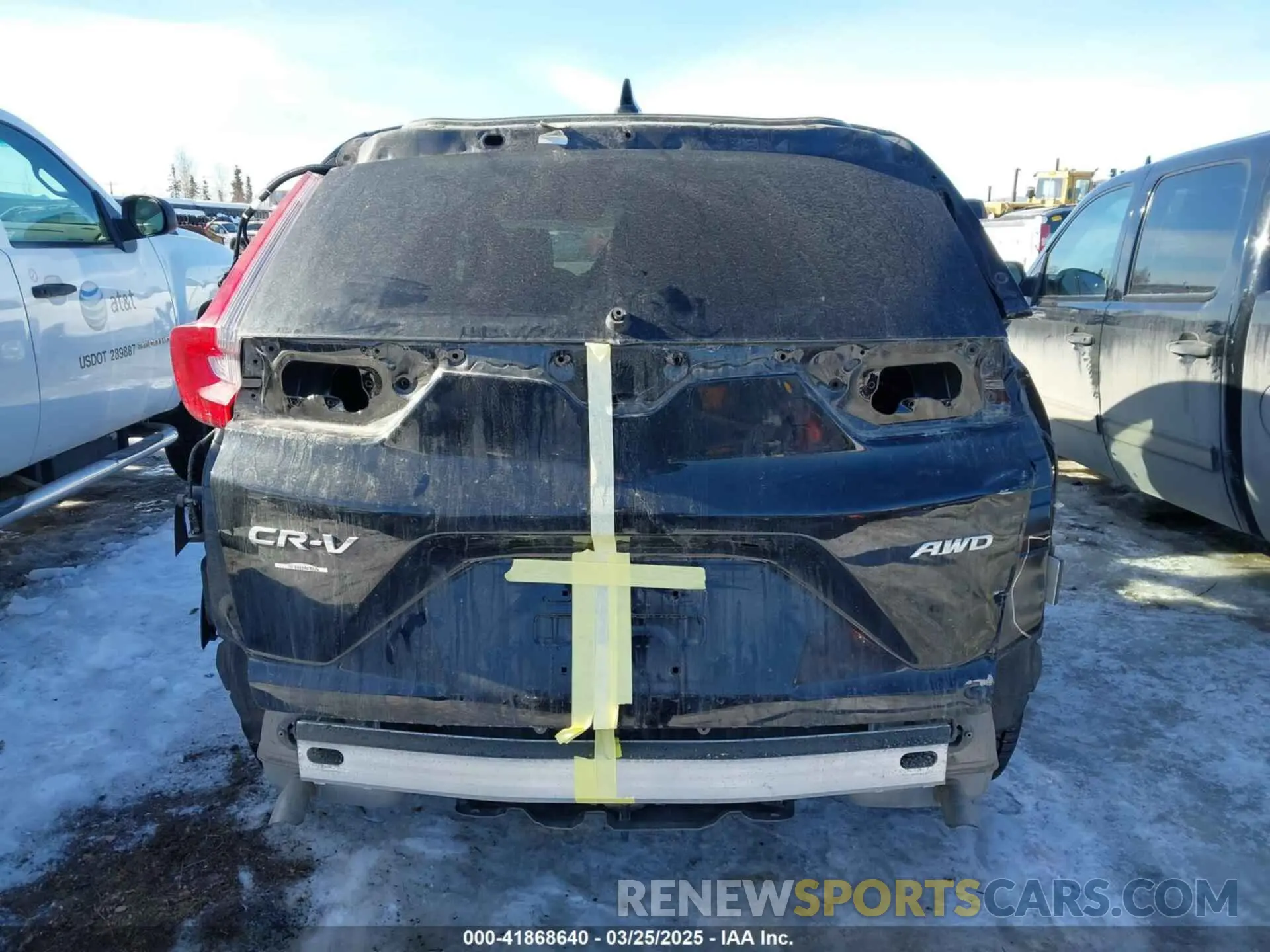 17 Photograph of a damaged car 7FARW2H83KE062075 HONDA CR-V 2019