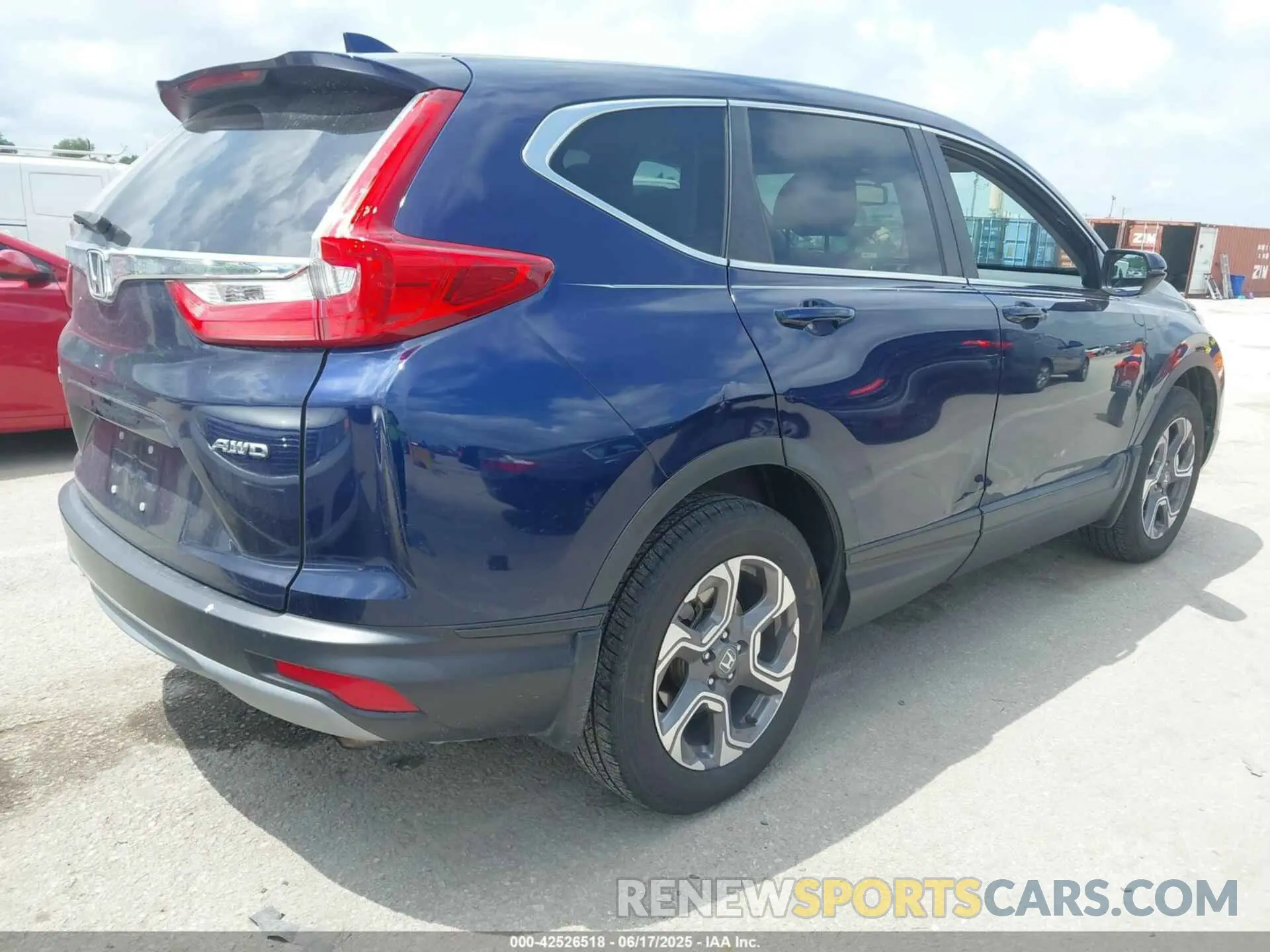 4 Photograph of a damaged car 7FARW2H84KE015346 HONDA CR-V 2019
