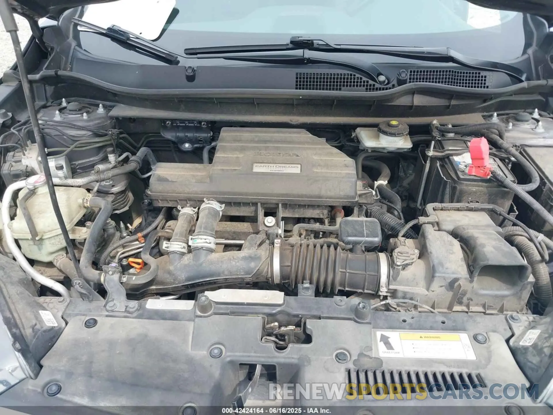 10 Photograph of a damaged car 7FARW2H84KE018991 HONDA CR-V 2019