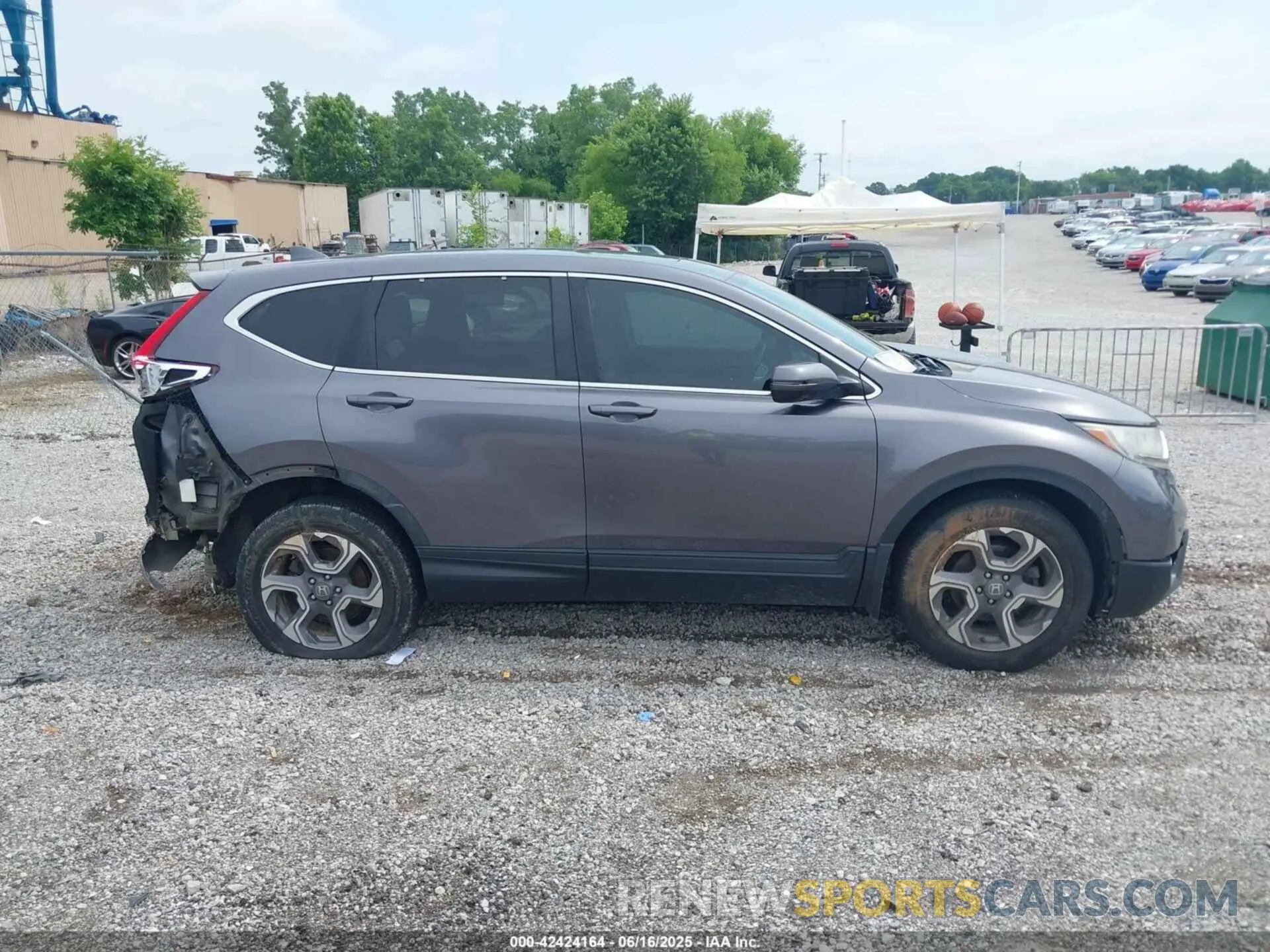 13 Photograph of a damaged car 7FARW2H84KE018991 HONDA CR-V 2019
