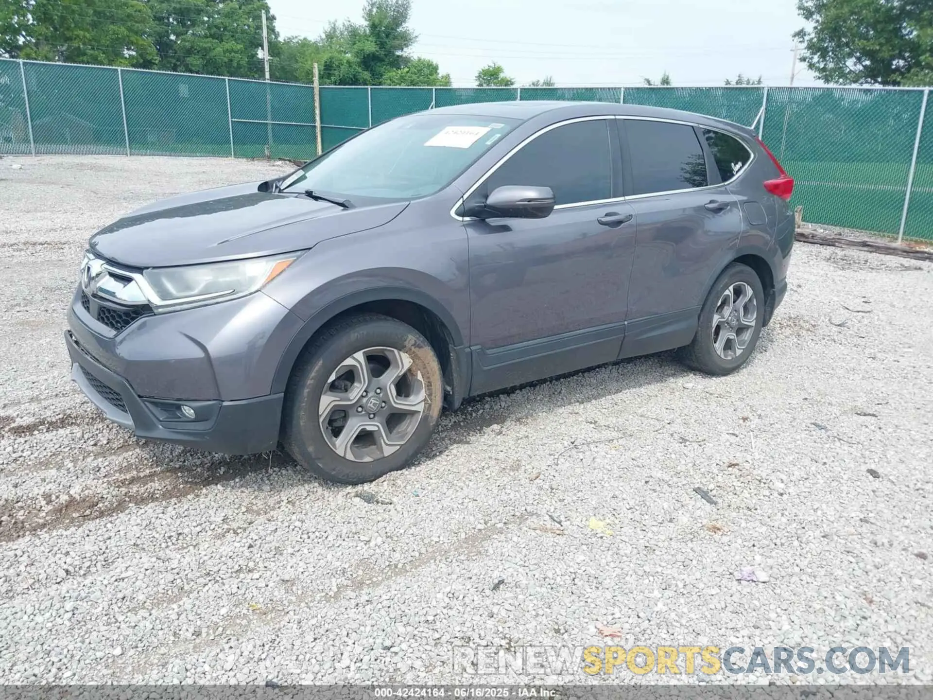 2 Photograph of a damaged car 7FARW2H84KE018991 HONDA CR-V 2019