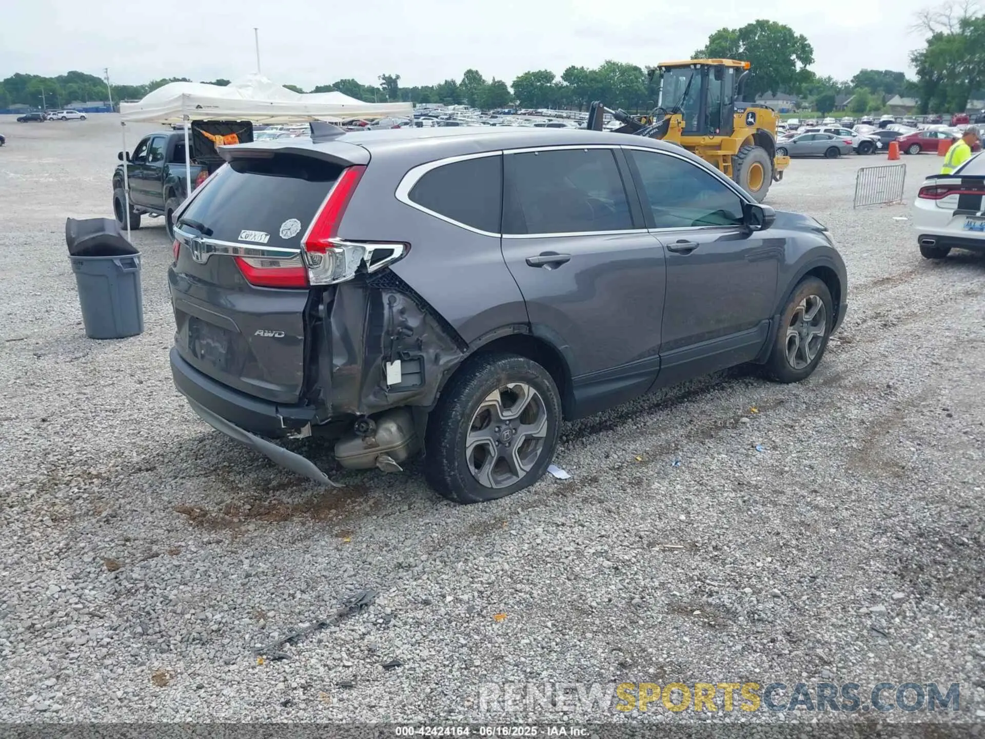 4 Photograph of a damaged car 7FARW2H84KE018991 HONDA CR-V 2019