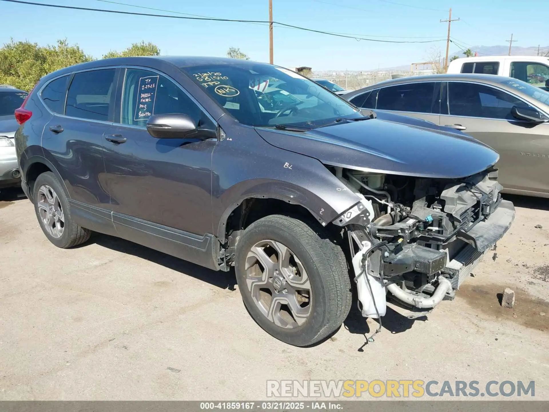 1 Photograph of a damaged car 7FARW2H84KE028937 HONDA CR-V 2019