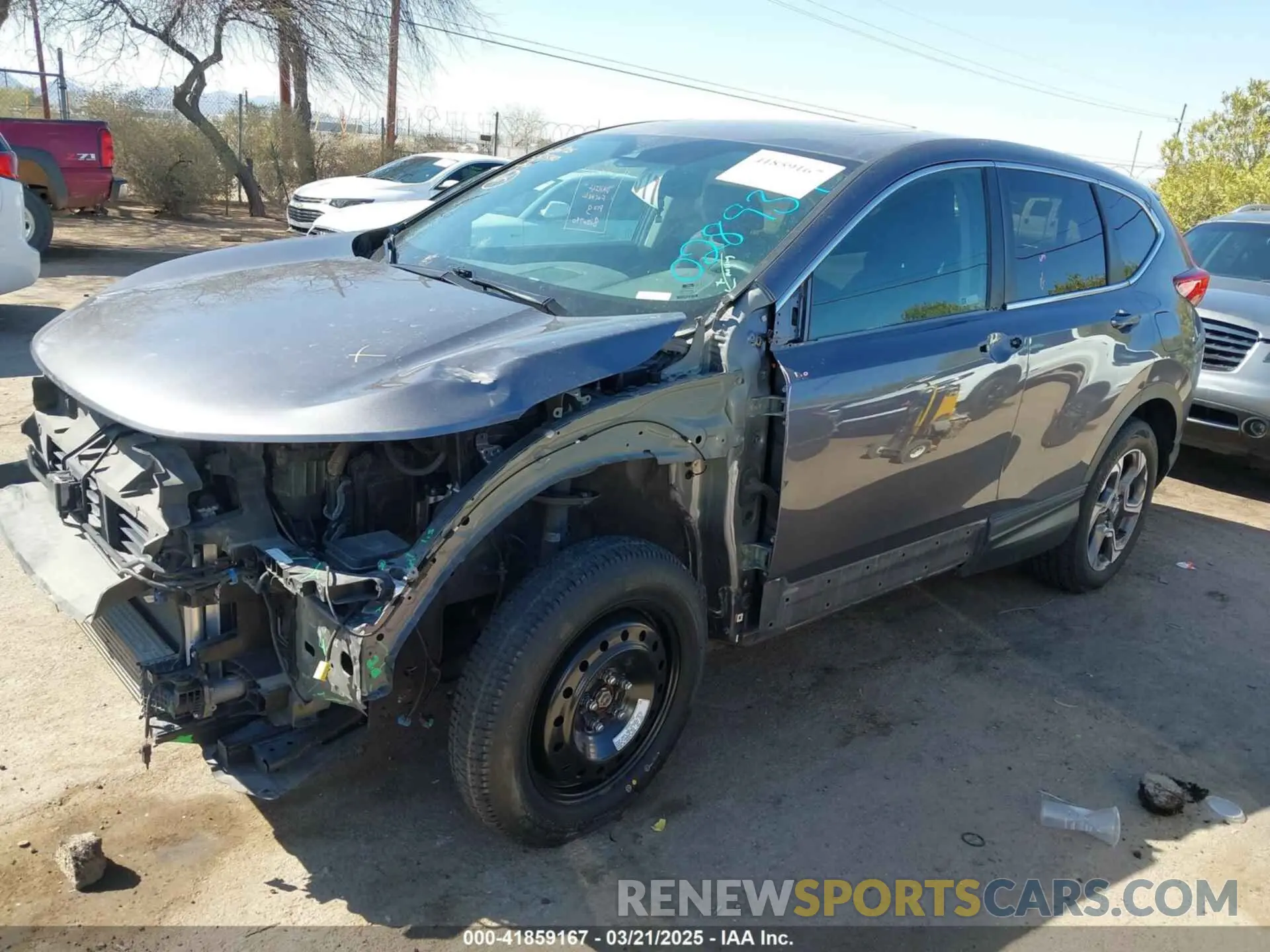 2 Photograph of a damaged car 7FARW2H84KE028937 HONDA CR-V 2019
