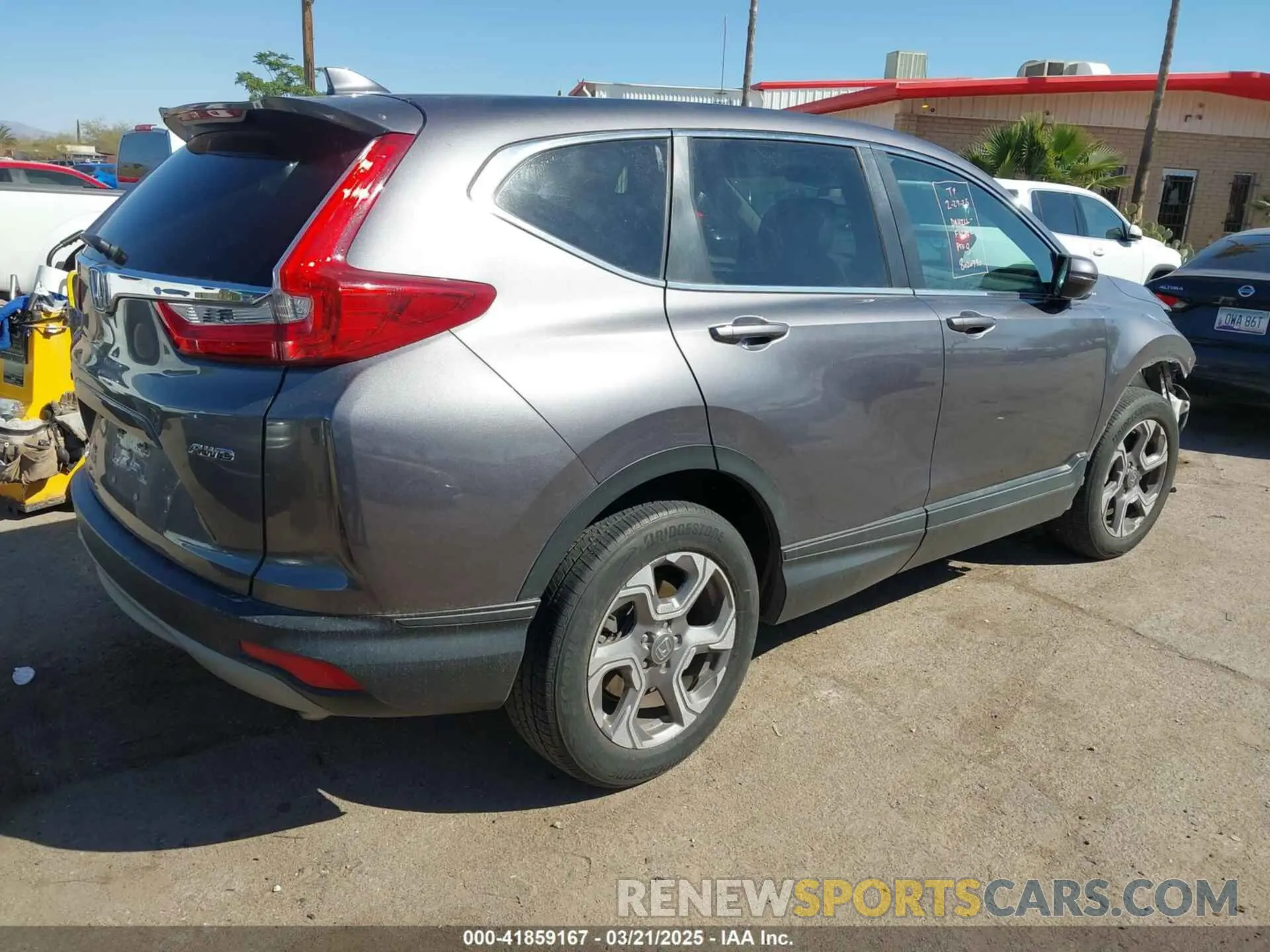 4 Photograph of a damaged car 7FARW2H84KE028937 HONDA CR-V 2019