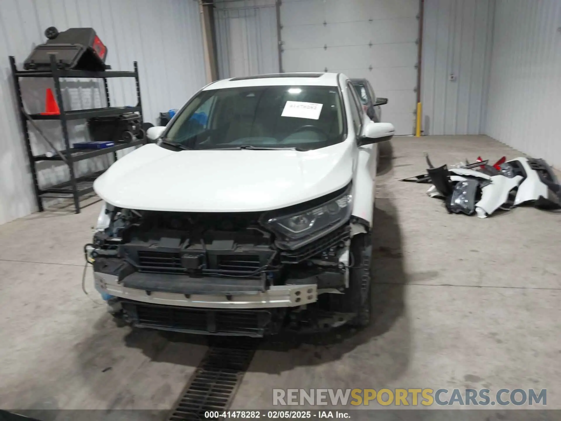 13 Photograph of a damaged car 7FARW2H85KE031006 HONDA CR-V 2019
