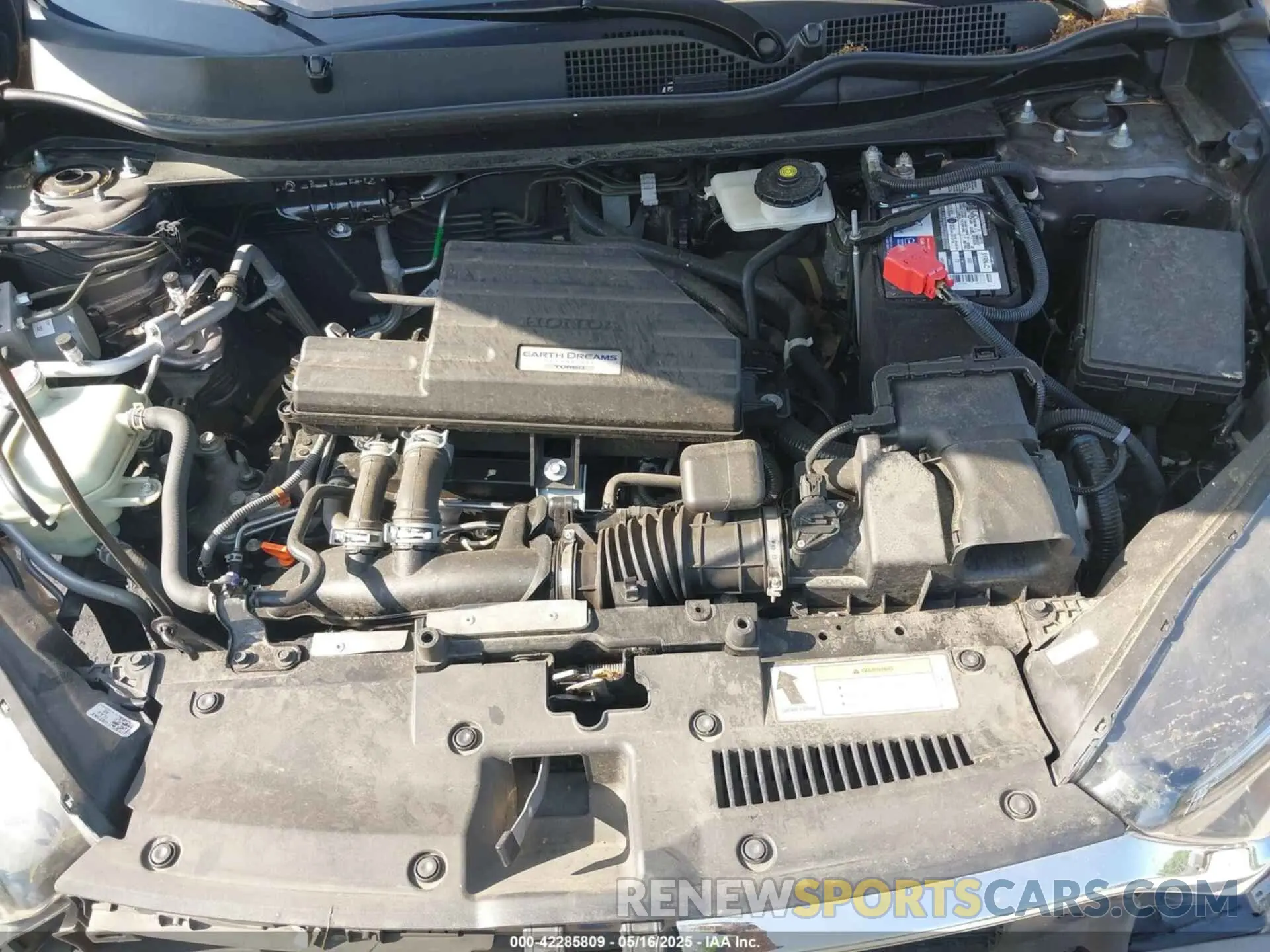 10 Photograph of a damaged car 7FARW2H86KE008138 HONDA CR-V 2019