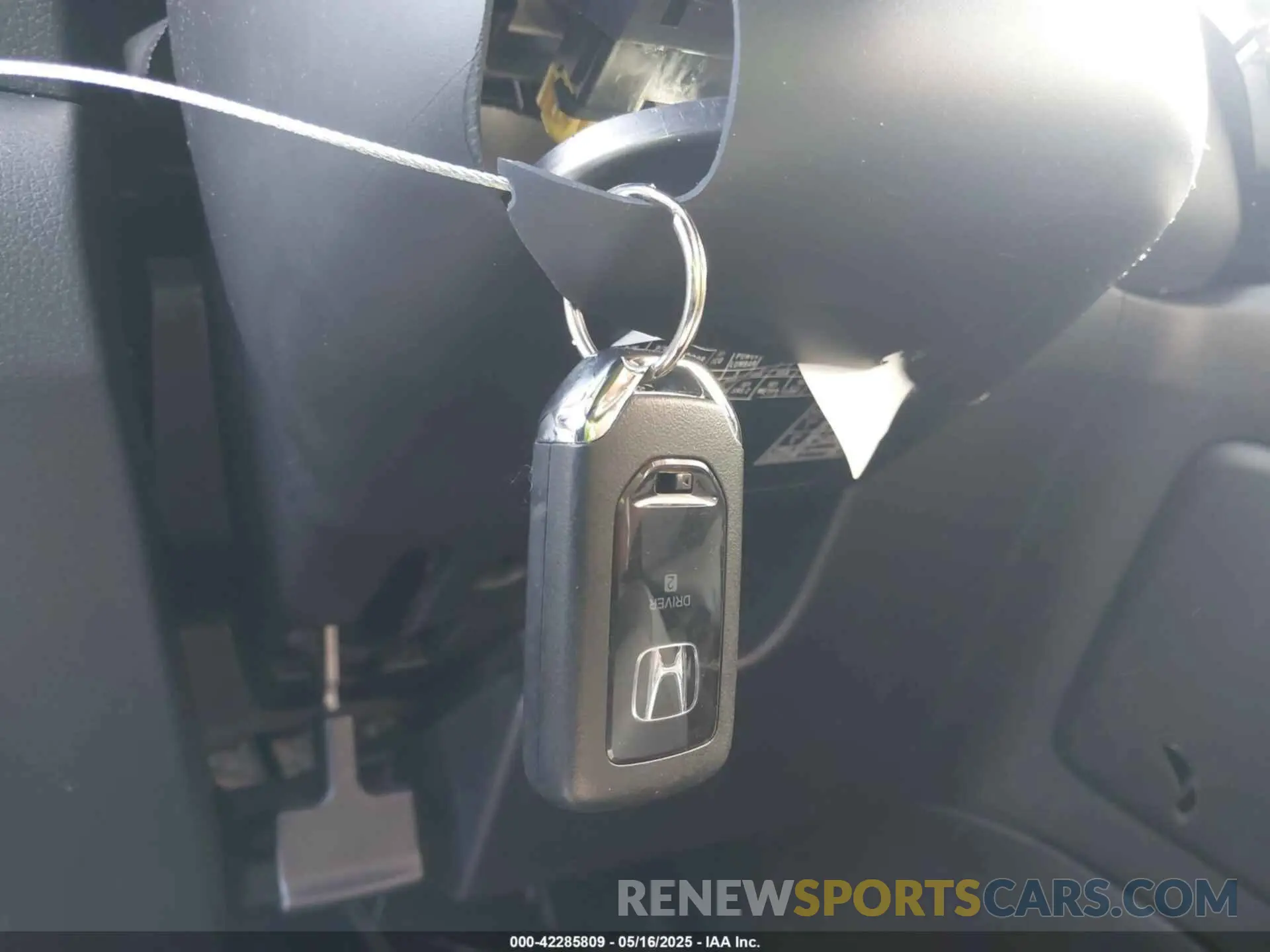 11 Photograph of a damaged car 7FARW2H86KE008138 HONDA CR-V 2019
