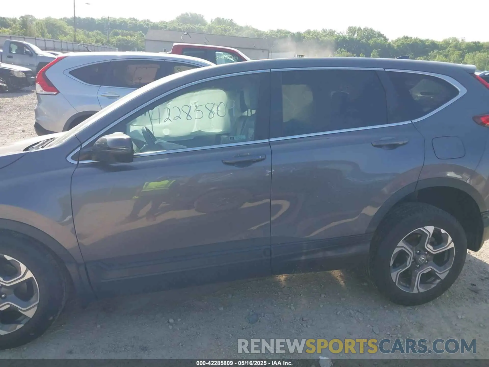 15 Photograph of a damaged car 7FARW2H86KE008138 HONDA CR-V 2019