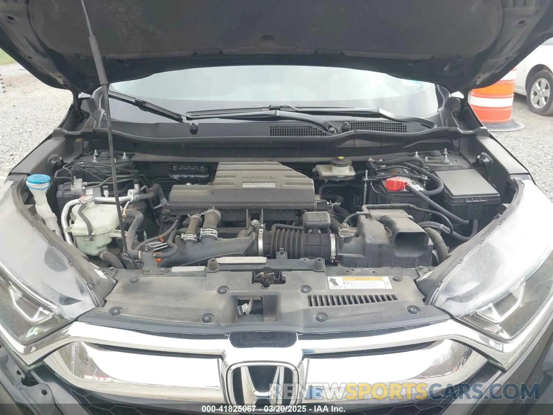 10 Photograph of a damaged car 7FARW2H86KE051507 HONDA CR-V 2019