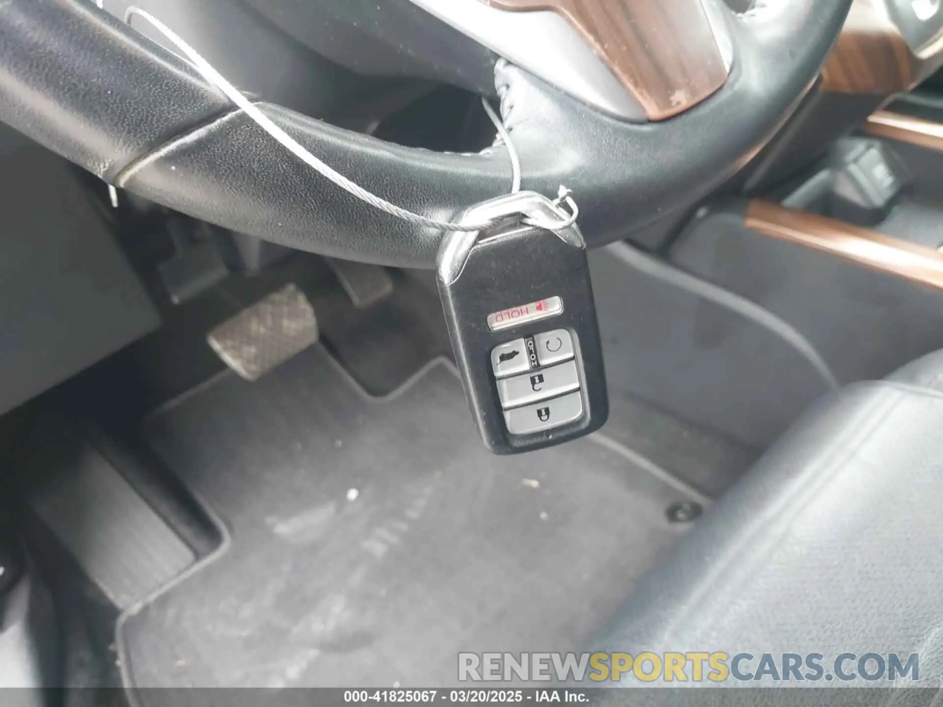 11 Photograph of a damaged car 7FARW2H86KE051507 HONDA CR-V 2019