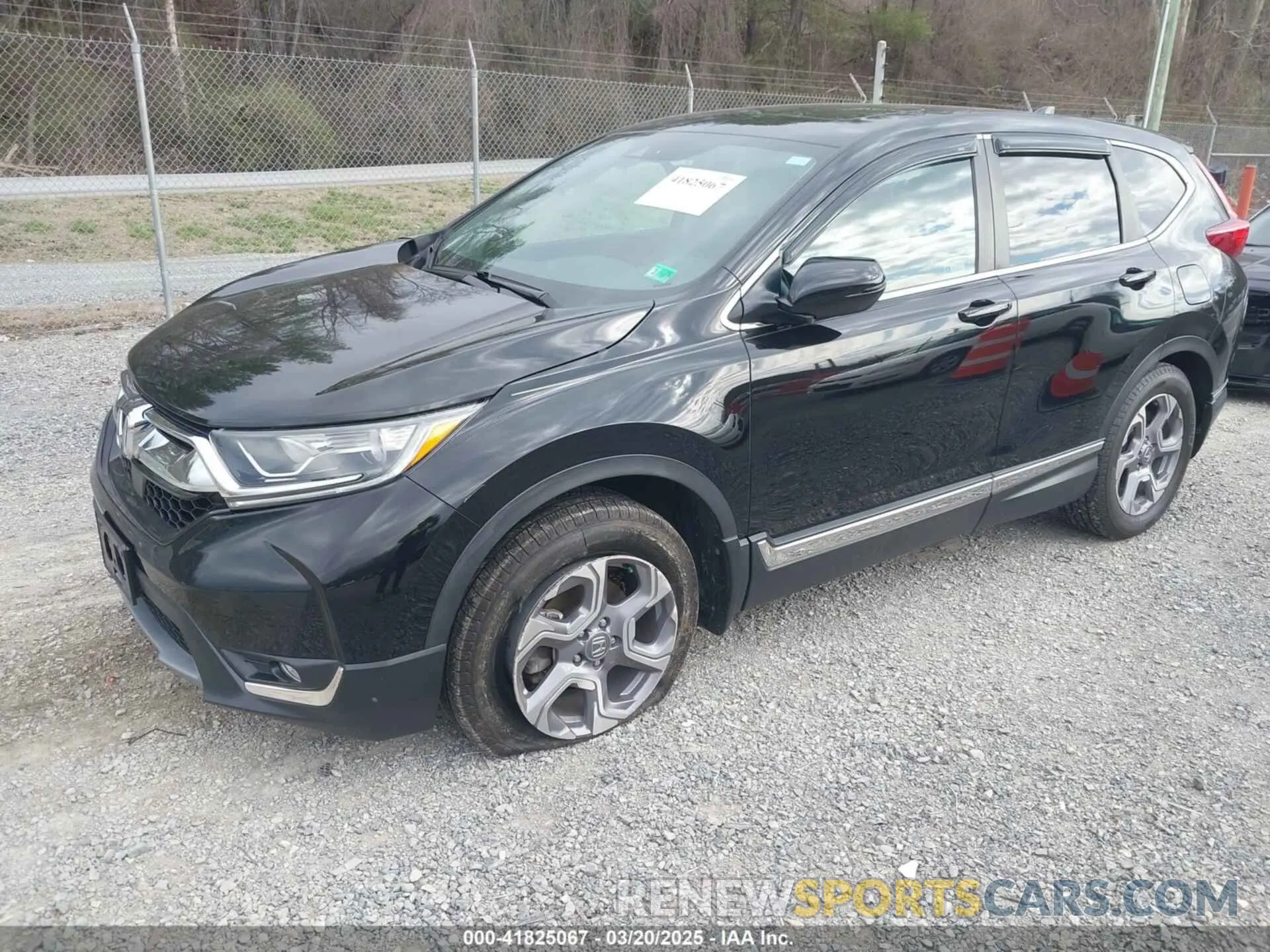 2 Photograph of a damaged car 7FARW2H86KE051507 HONDA CR-V 2019