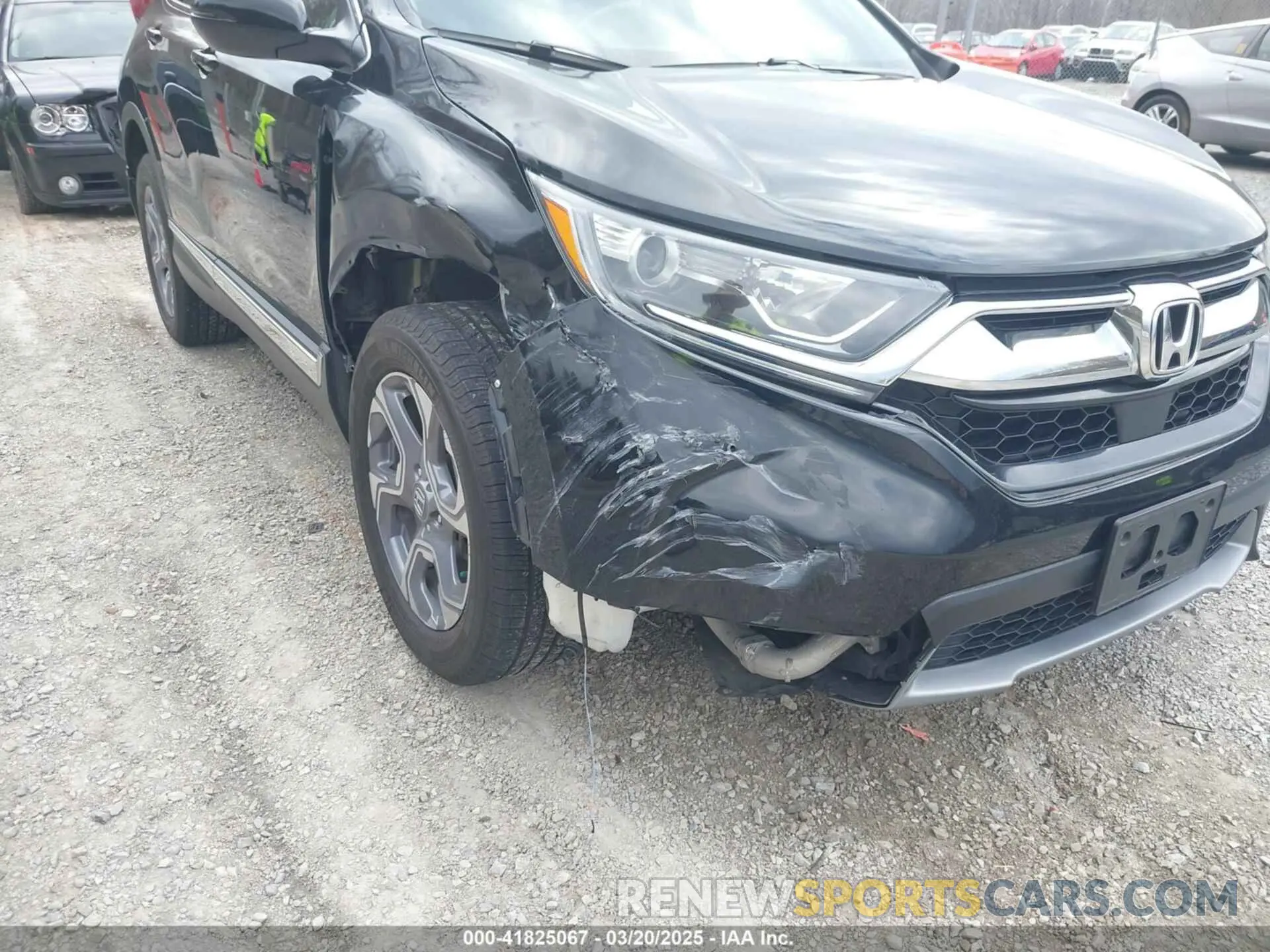 6 Photograph of a damaged car 7FARW2H86KE051507 HONDA CR-V 2019