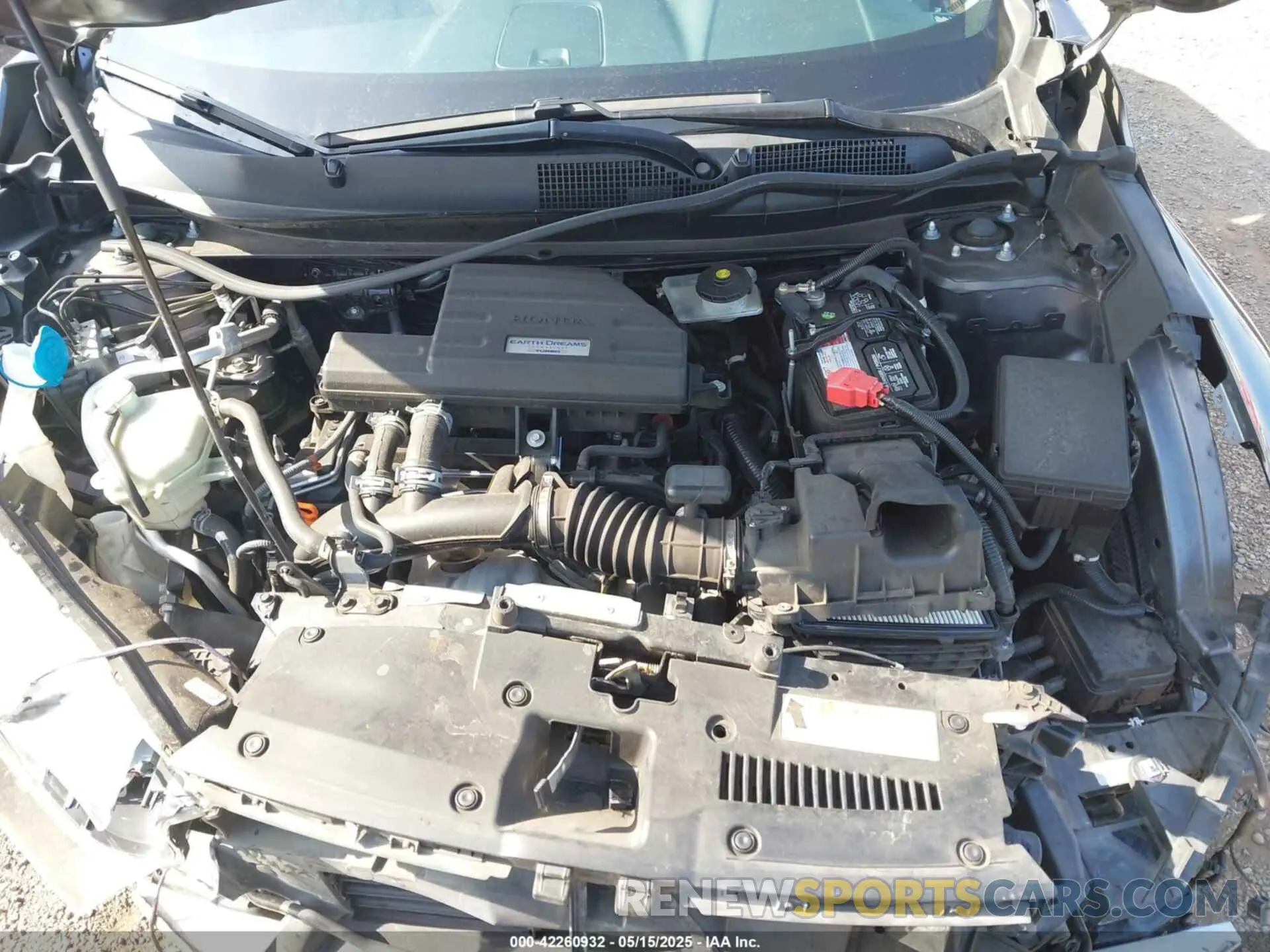 10 Photograph of a damaged car 7FARW2H88KE059396 HONDA CR-V 2019
