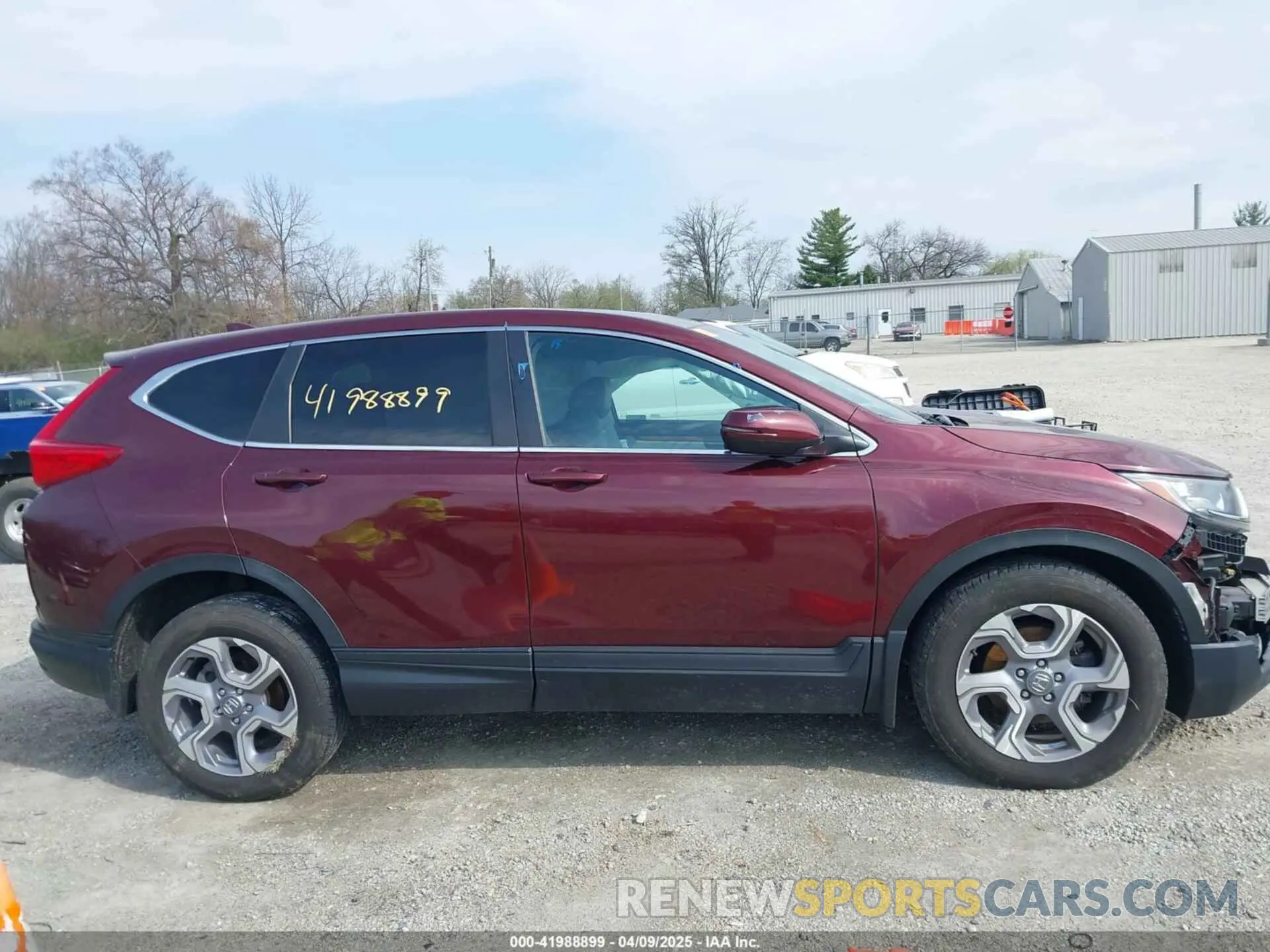 14 Photograph of a damaged car 7FARW2H89KE051792 HONDA CR-V 2019