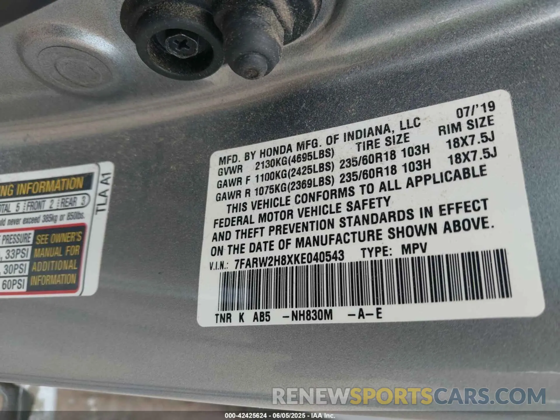 9 Photograph of a damaged car 7FARW2H8XKE040543 HONDA CR-V 2019