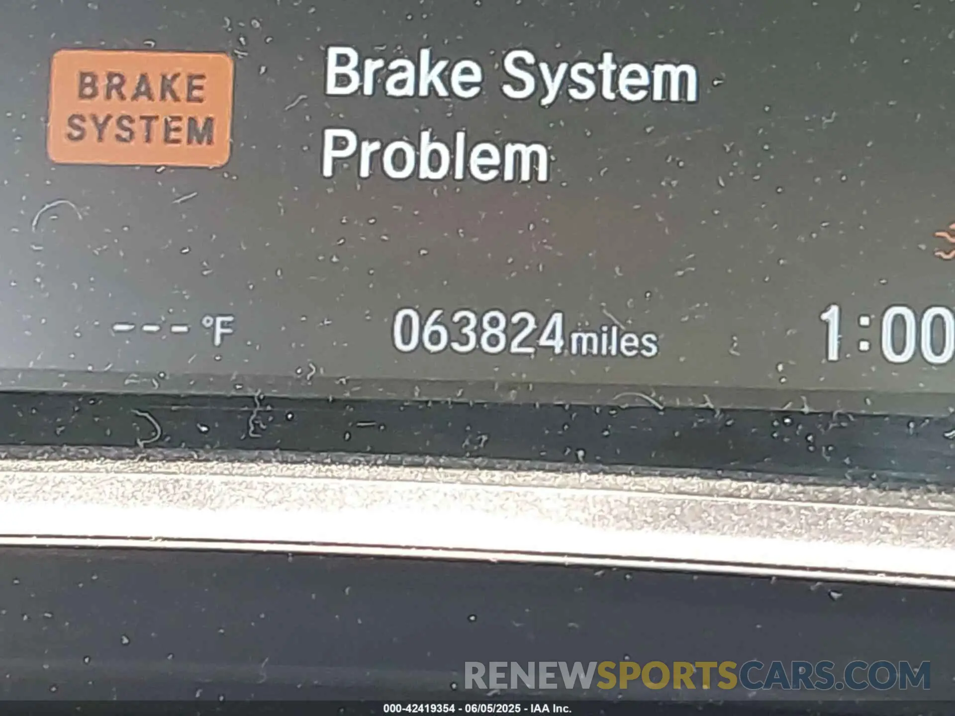 16 Photograph of a damaged car 7FARW2H98KE041621 HONDA CR-V 2019