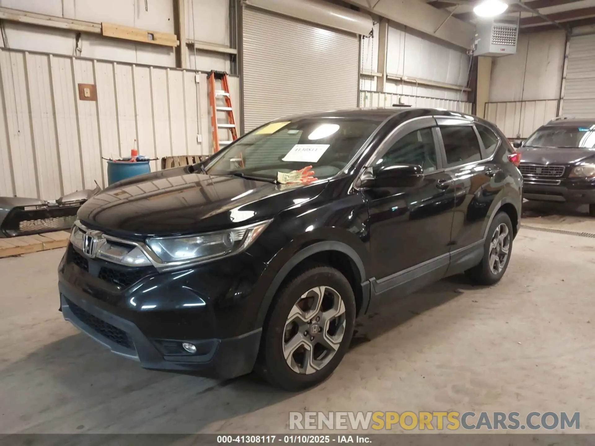 2 Photograph of a damaged car JHLRW2H51KX013452 HONDA CR-V 2019