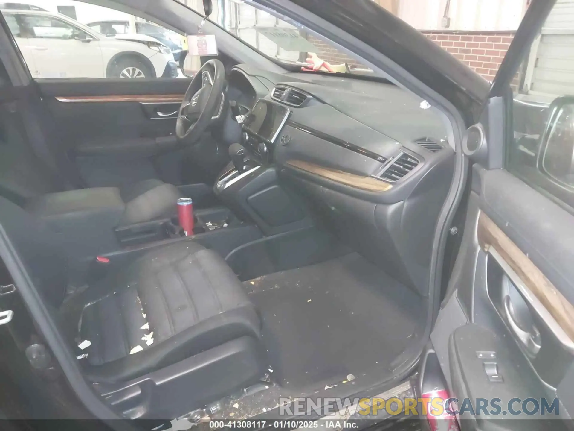 5 Photograph of a damaged car JHLRW2H51KX013452 HONDA CR-V 2019