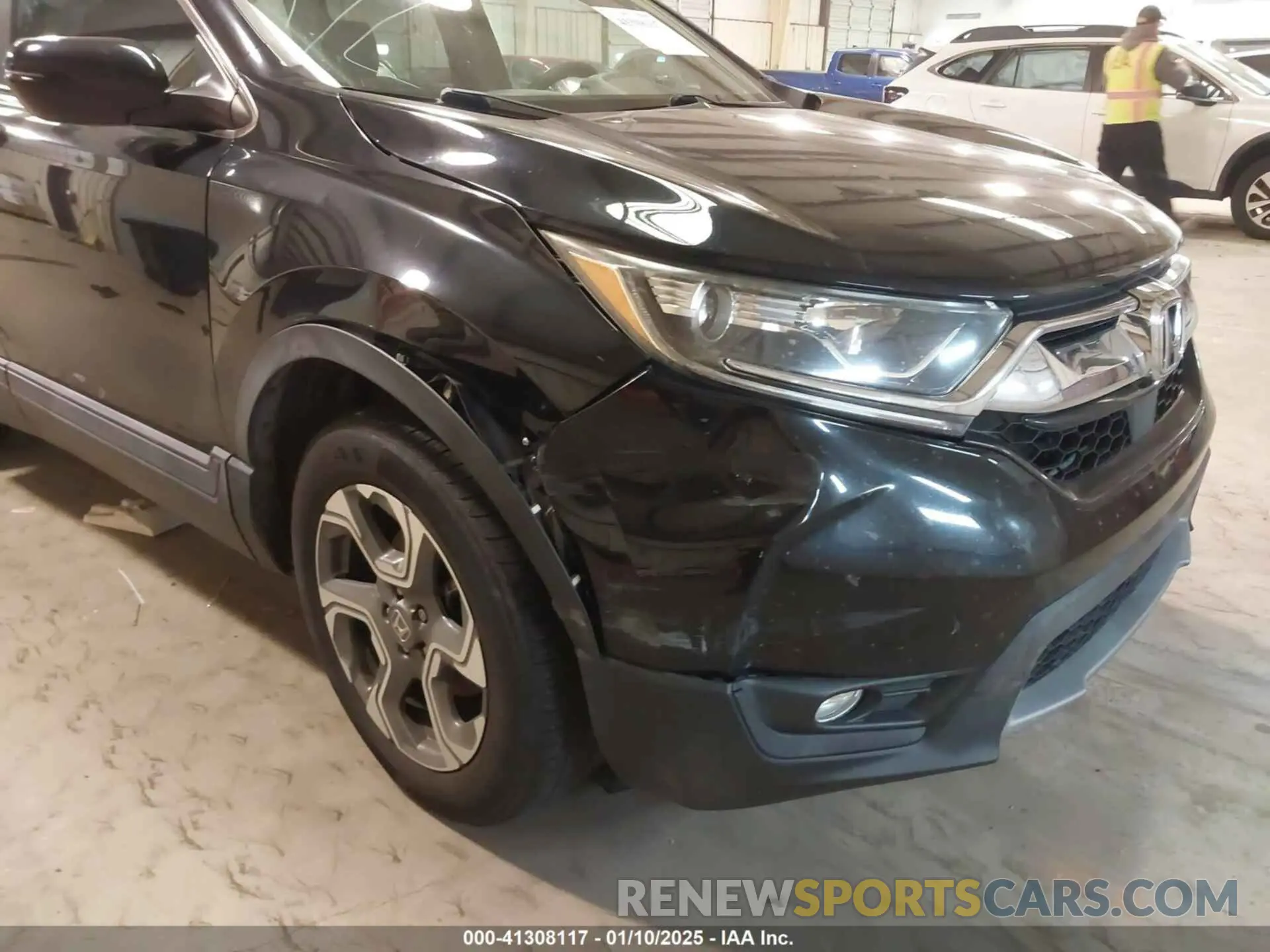6 Photograph of a damaged car JHLRW2H51KX013452 HONDA CR-V 2019