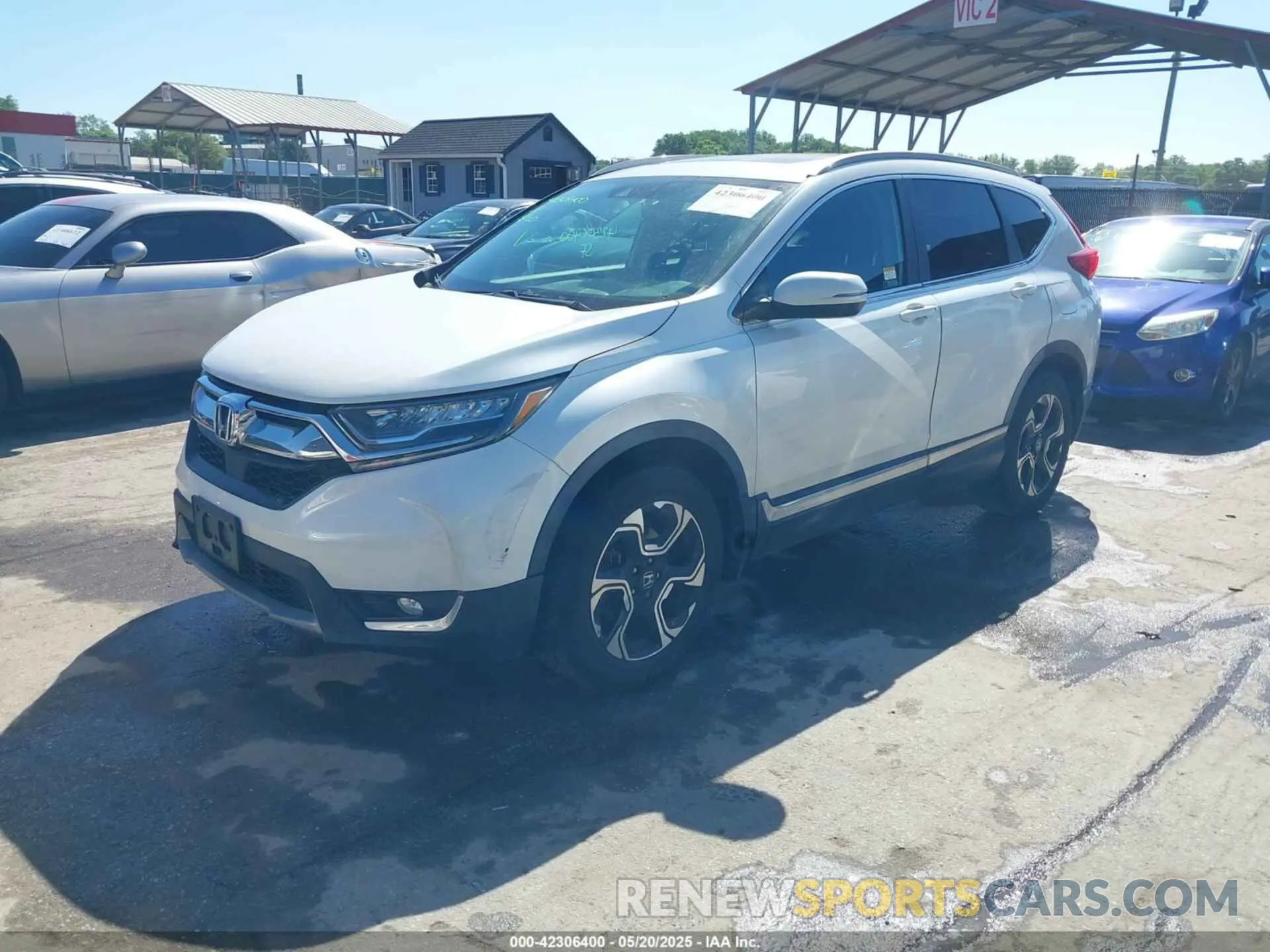 2 Photograph of a damaged car JHLRW2H98KX003911 HONDA CR-V 2019