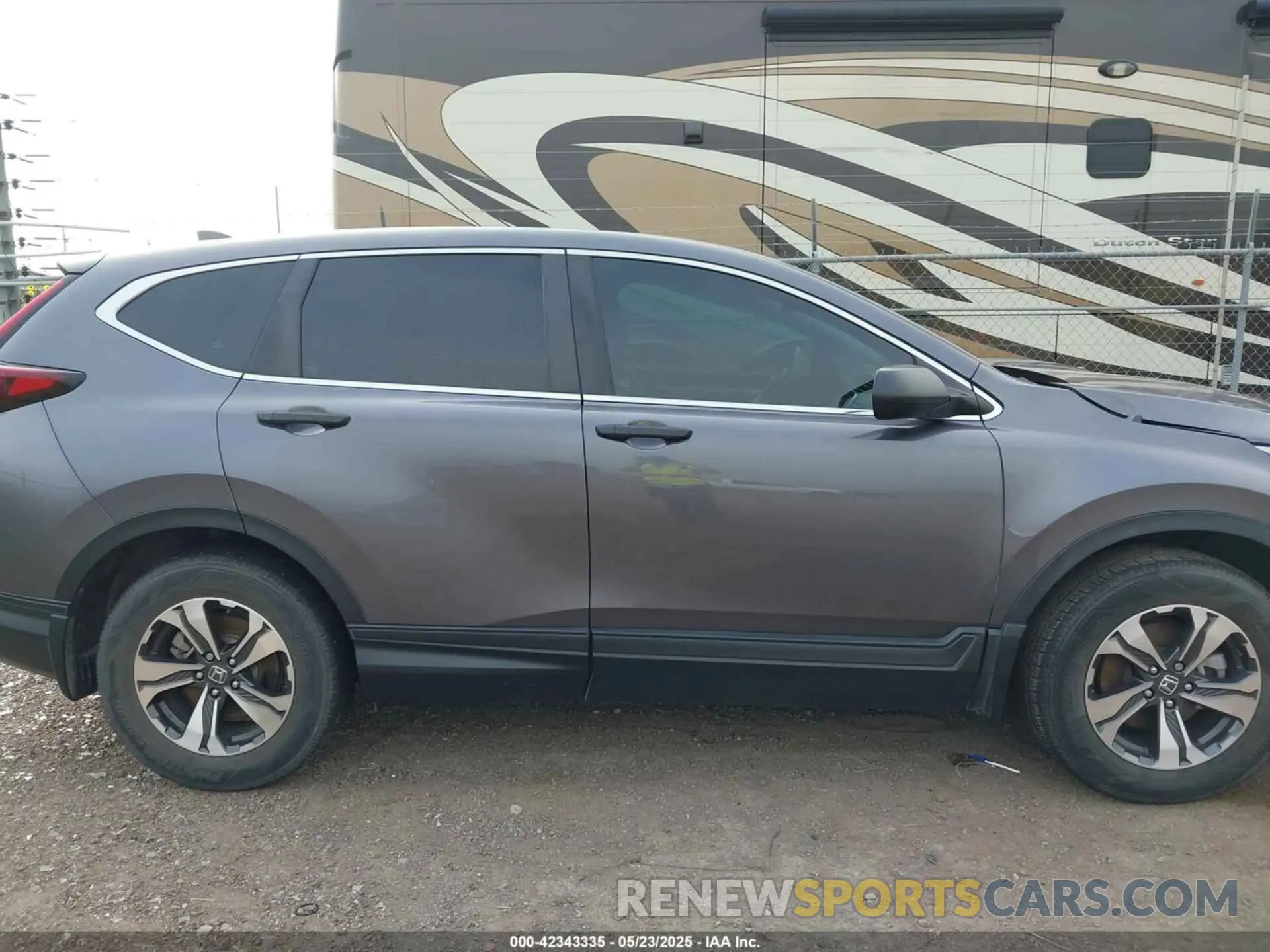 13 Photograph of a damaged car 2HKRW1H20LH410080 HONDA CR-V 2020