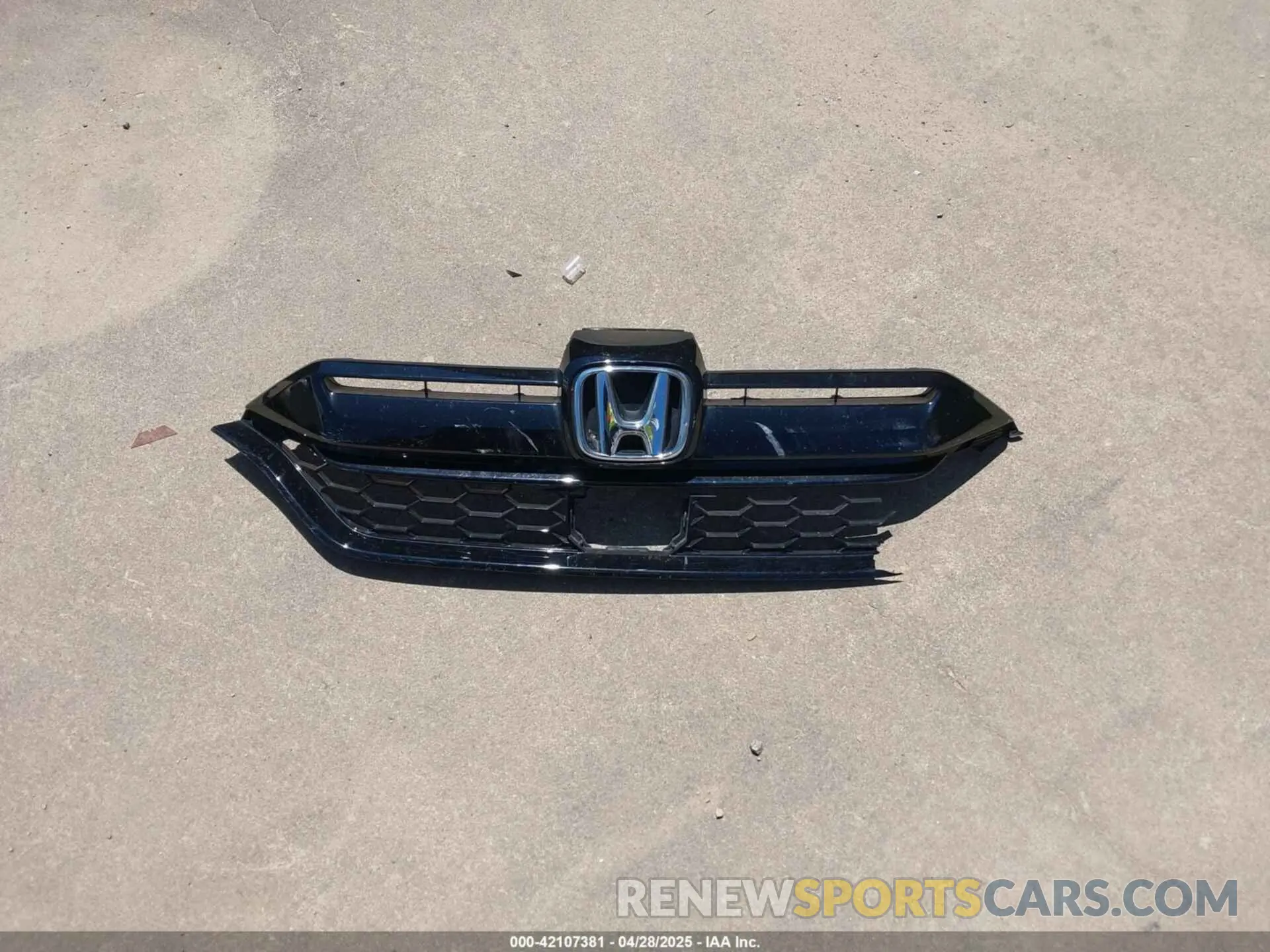 12 Photograph of a damaged car 2HKRW1H22LH412512 HONDA CR-V 2020