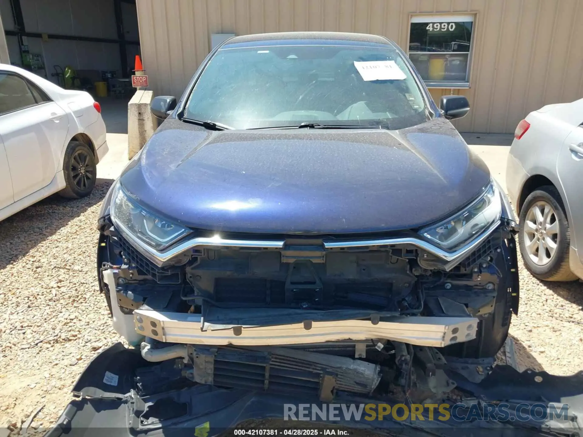 13 Photograph of a damaged car 2HKRW1H22LH412512 HONDA CR-V 2020