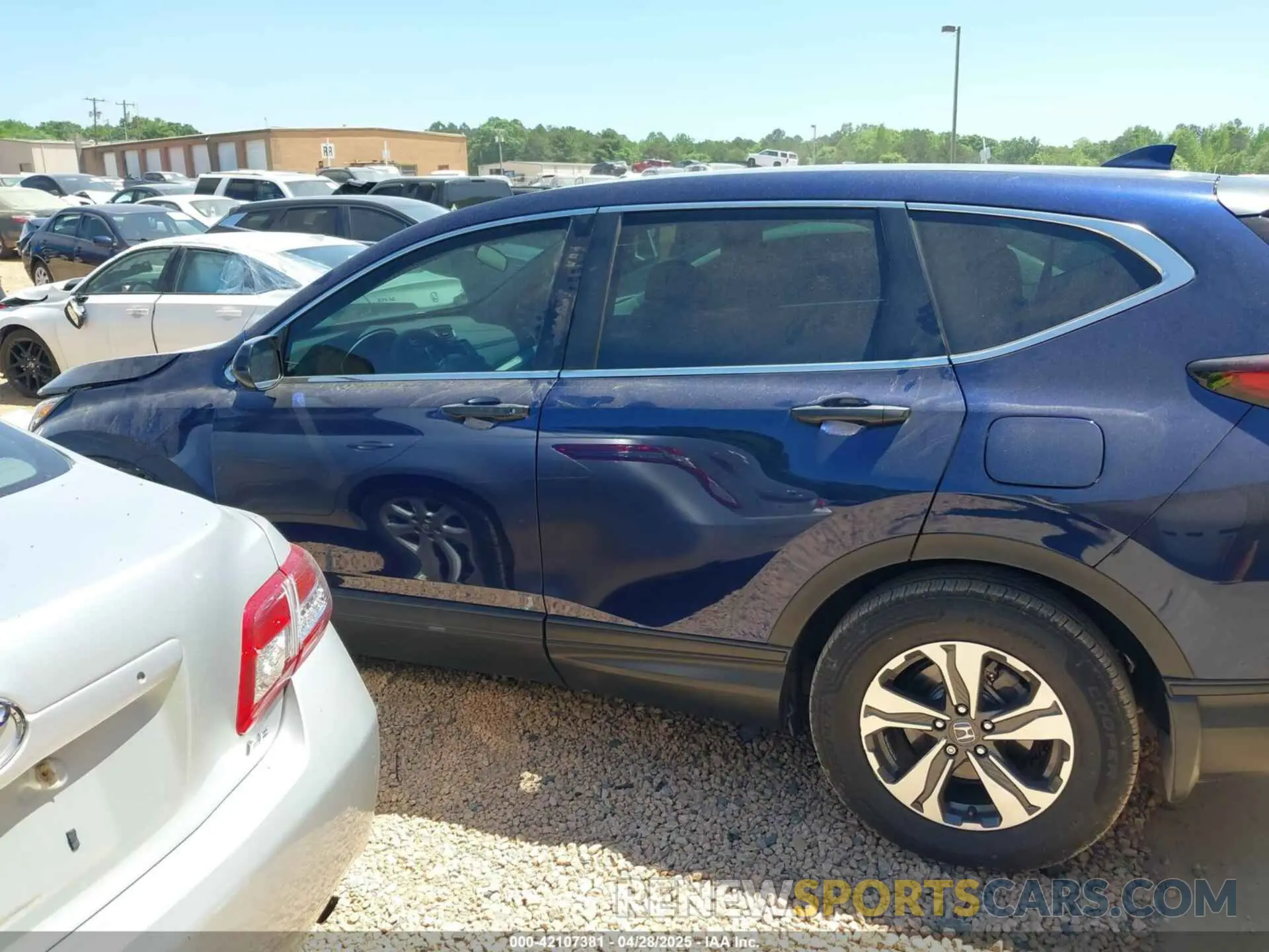 15 Photograph of a damaged car 2HKRW1H22LH412512 HONDA CR-V 2020