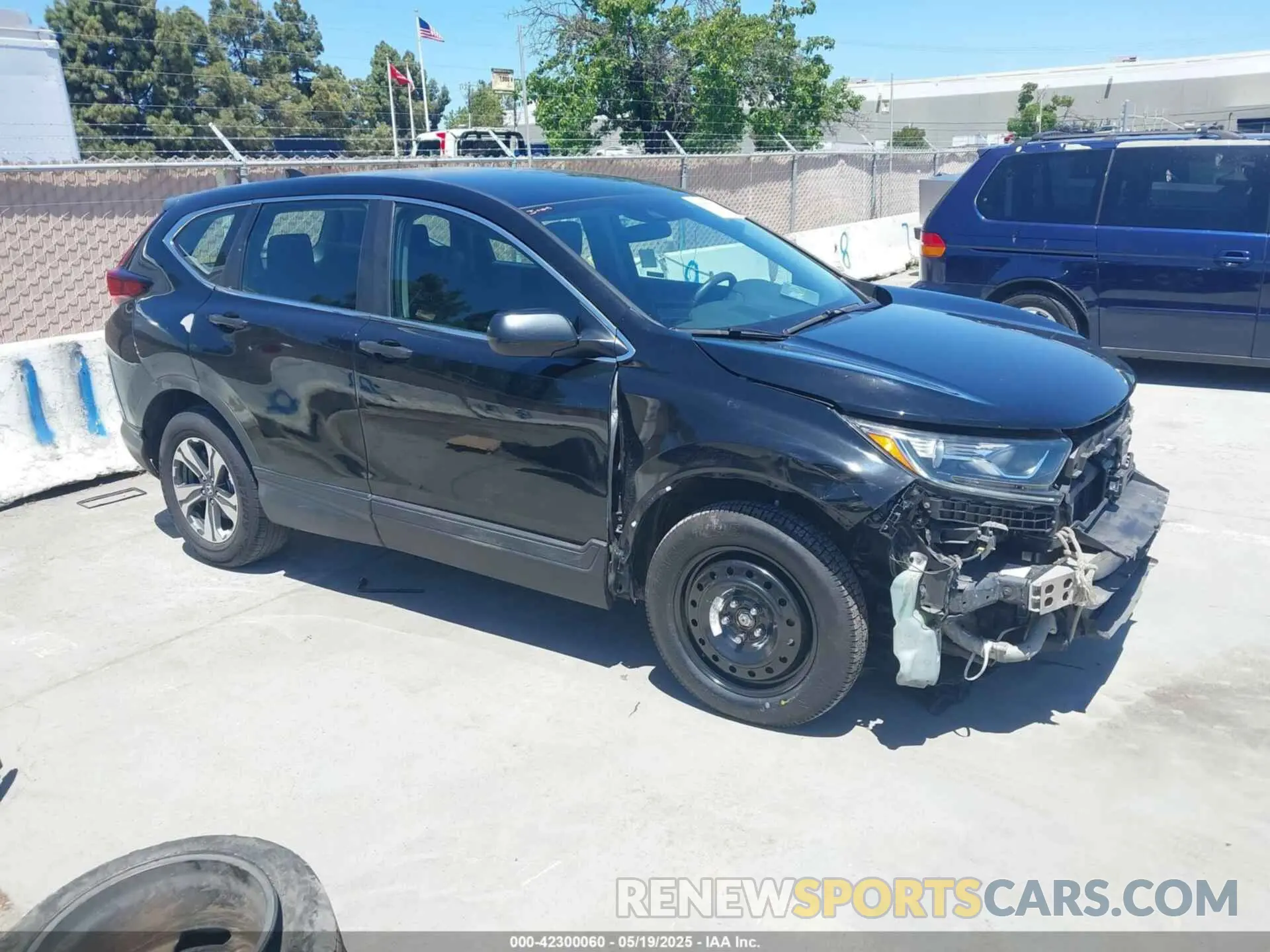 1 Photograph of a damaged car 2HKRW1H23LH419467 HONDA CR-V 2020