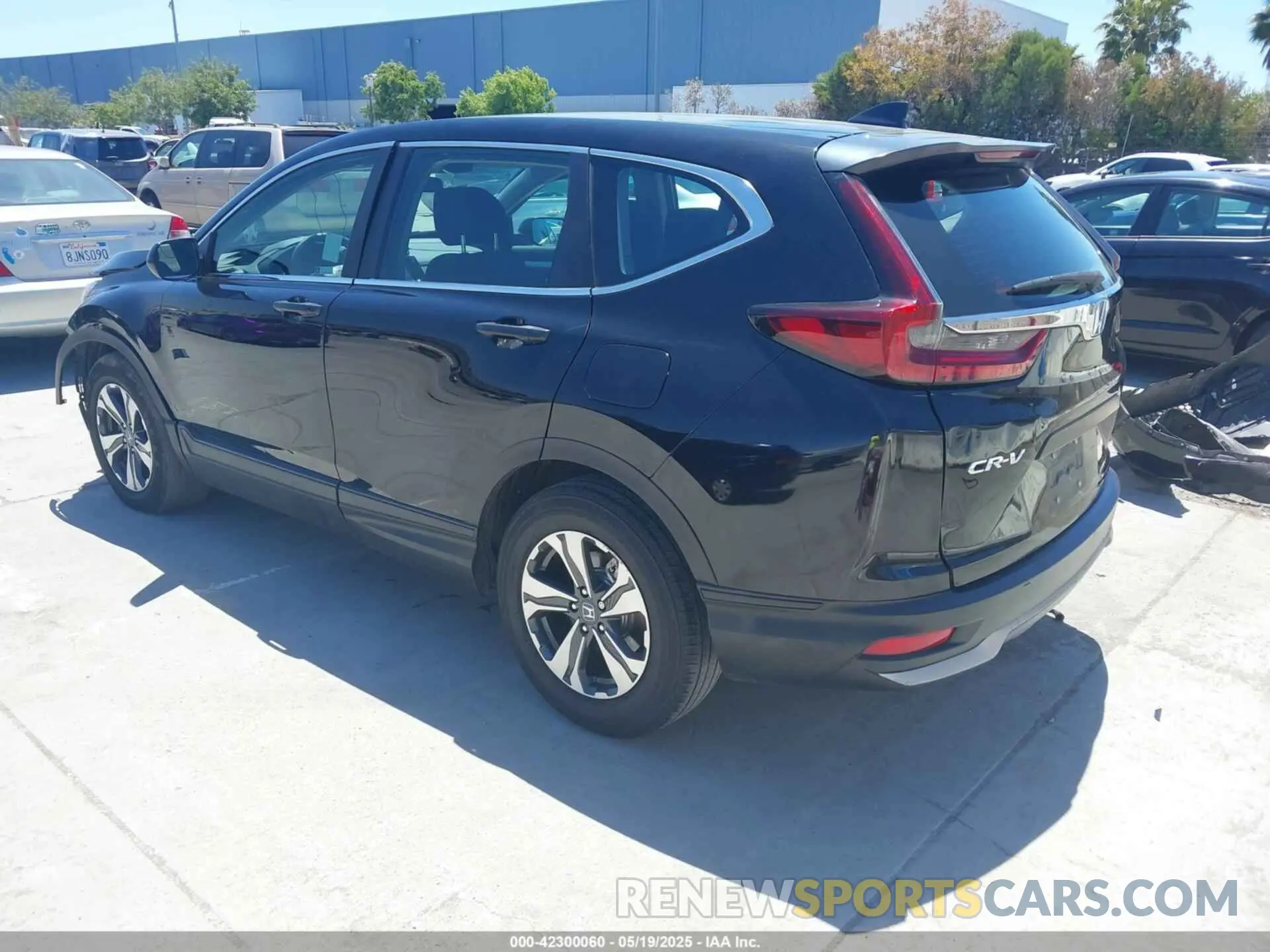 3 Photograph of a damaged car 2HKRW1H23LH419467 HONDA CR-V 2020