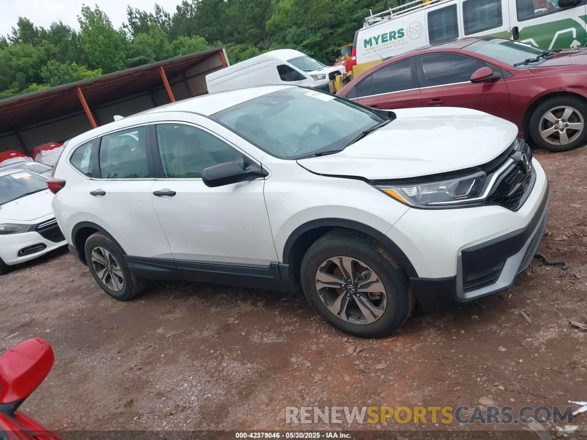 13 Photograph of a damaged car 2HKRW1H2XLH411527 HONDA CR-V 2020