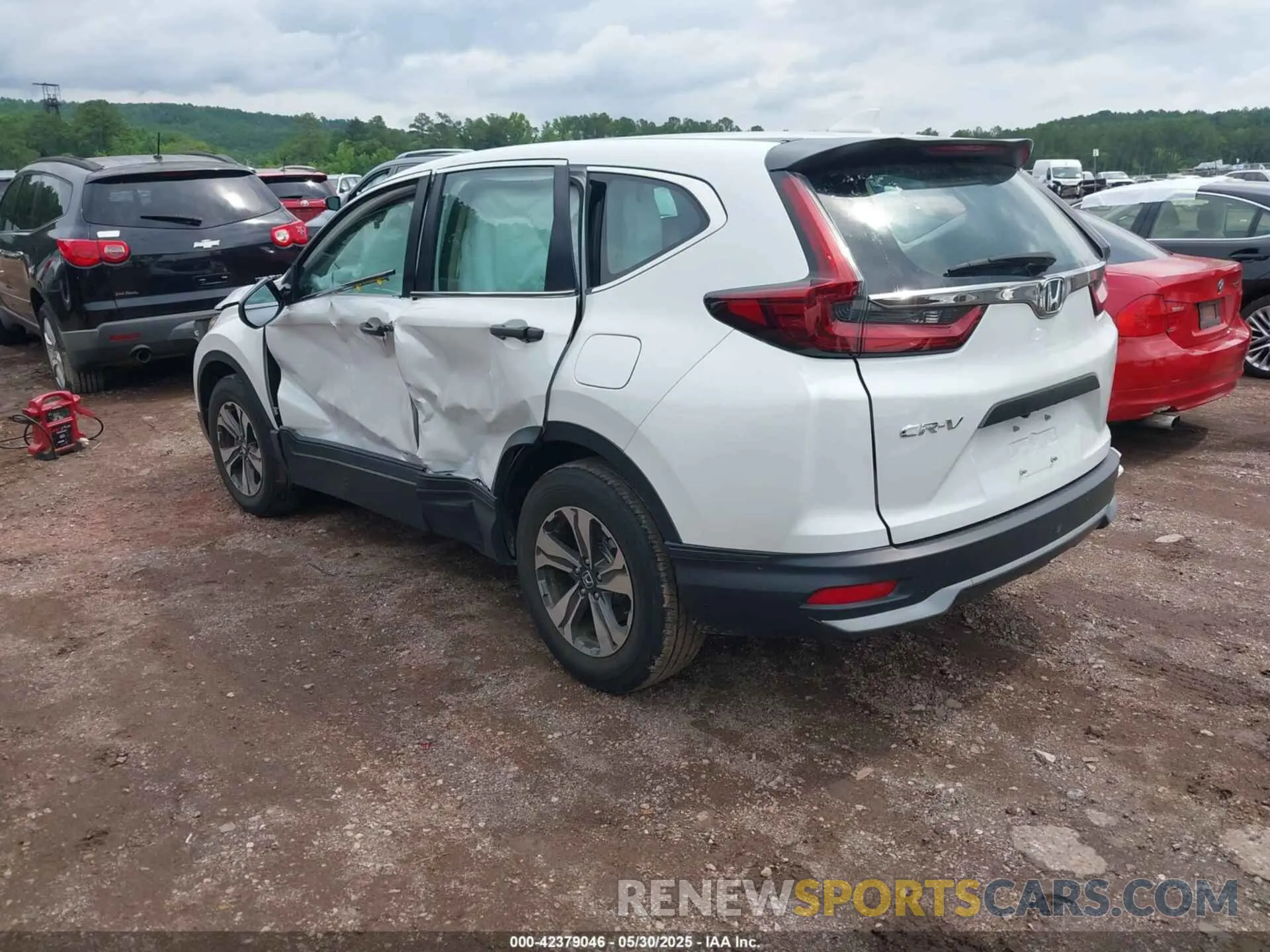 3 Photograph of a damaged car 2HKRW1H2XLH411527 HONDA CR-V 2020