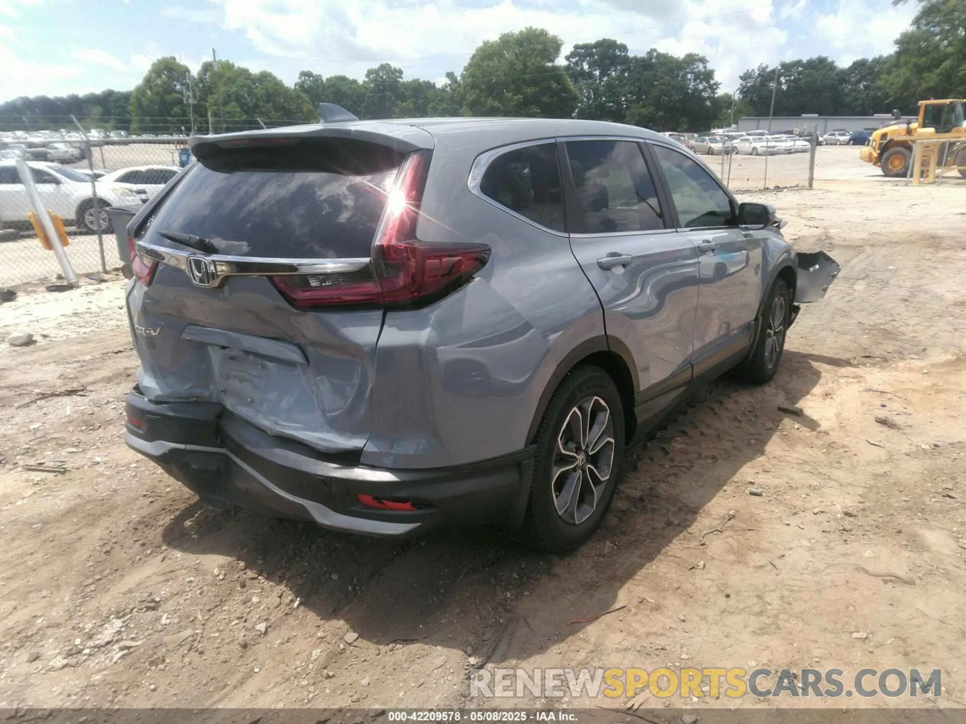 4 Photograph of a damaged car 2HKRW1H52LH403626 HONDA CR-V 2020