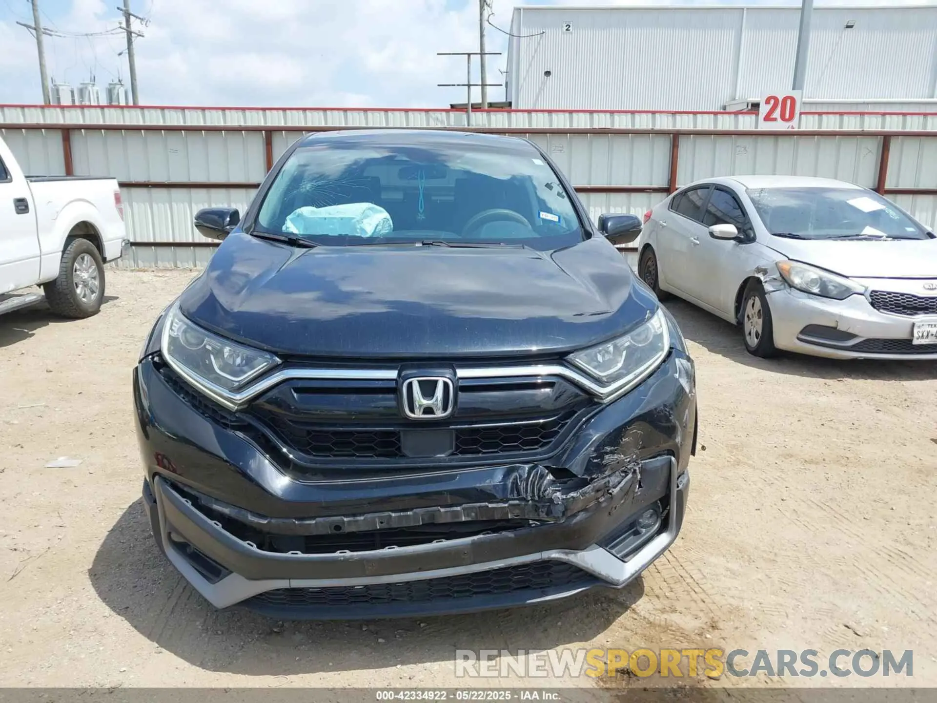 12 Photograph of a damaged car 2HKRW1H53LH422413 HONDA CR-V 2020