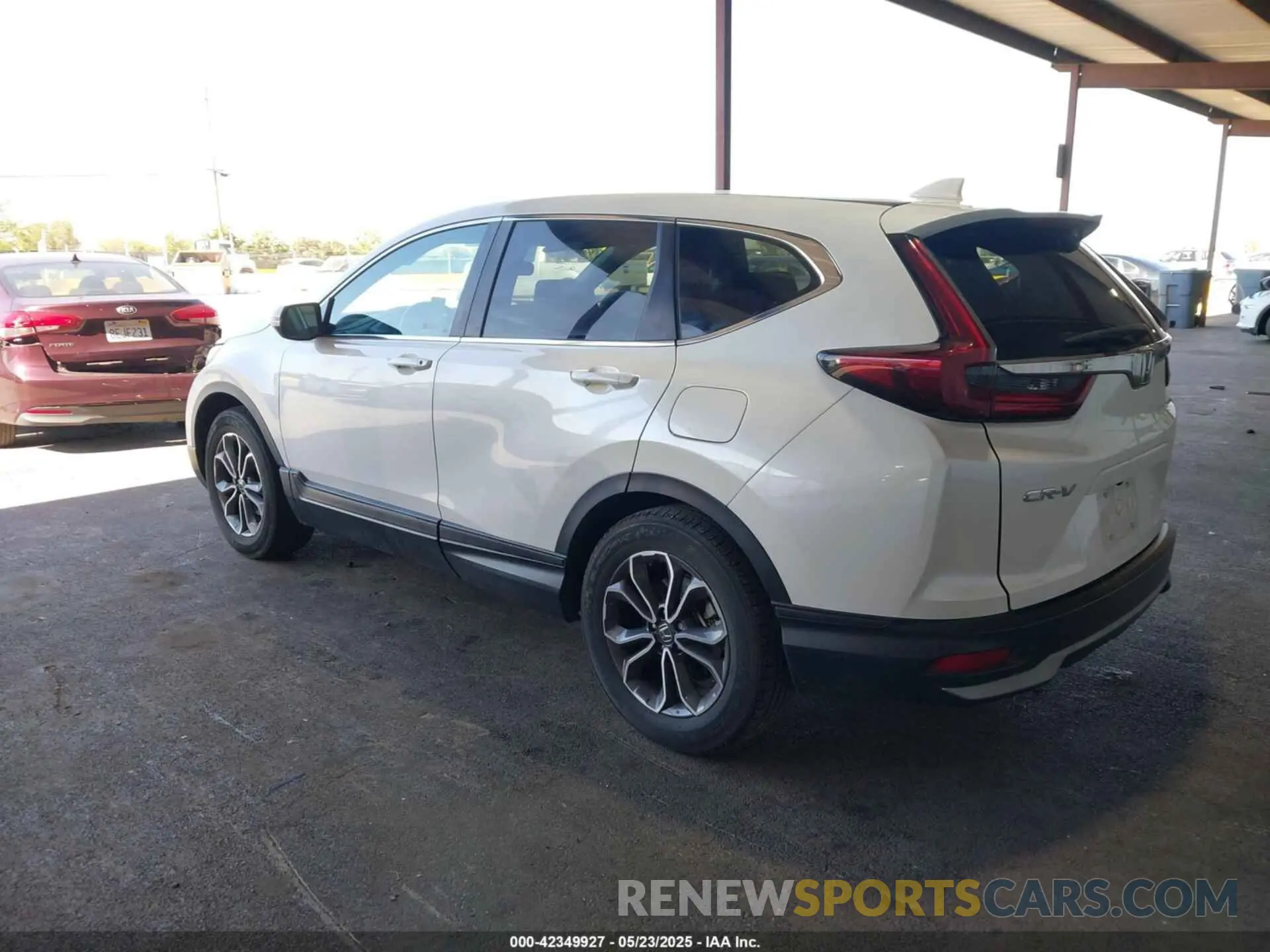 3 Photograph of a damaged car 2HKRW1H87LH420741 HONDA CR-V 2020