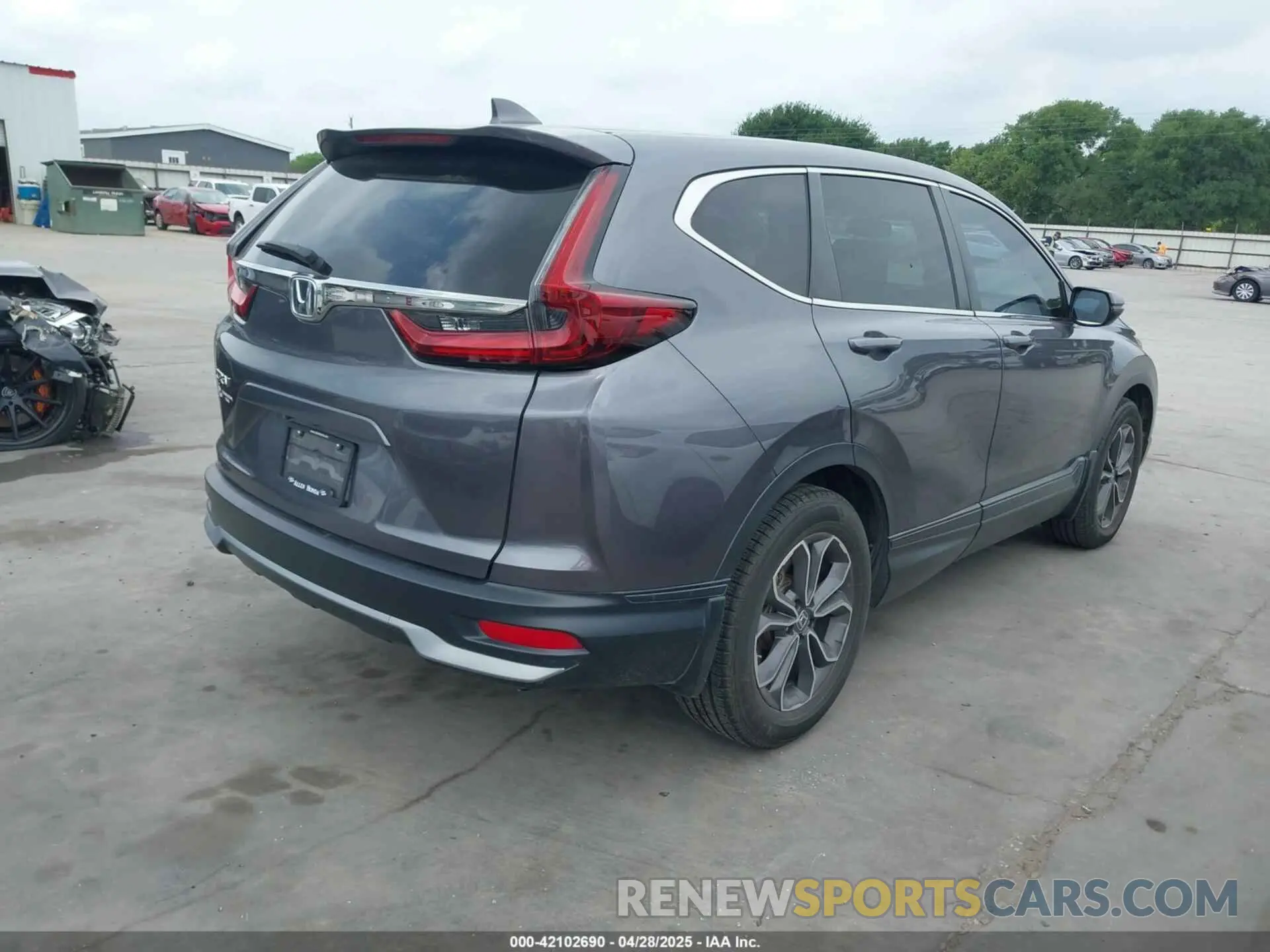 4 Photograph of a damaged car 2HKRW1H87LH423641 HONDA CR-V 2020