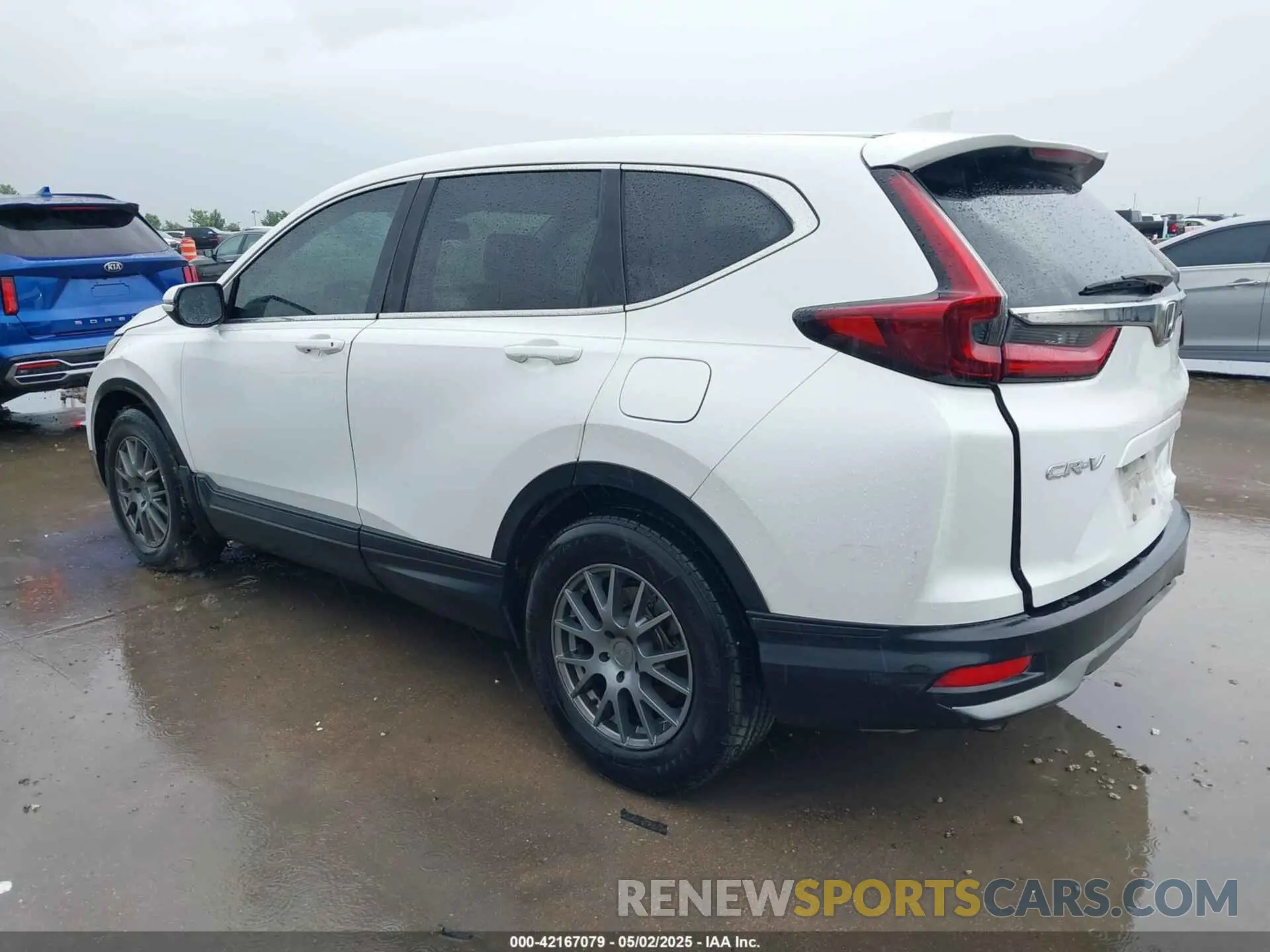 3 Photograph of a damaged car 2HKRW1H89LH427741 HONDA CR-V 2020