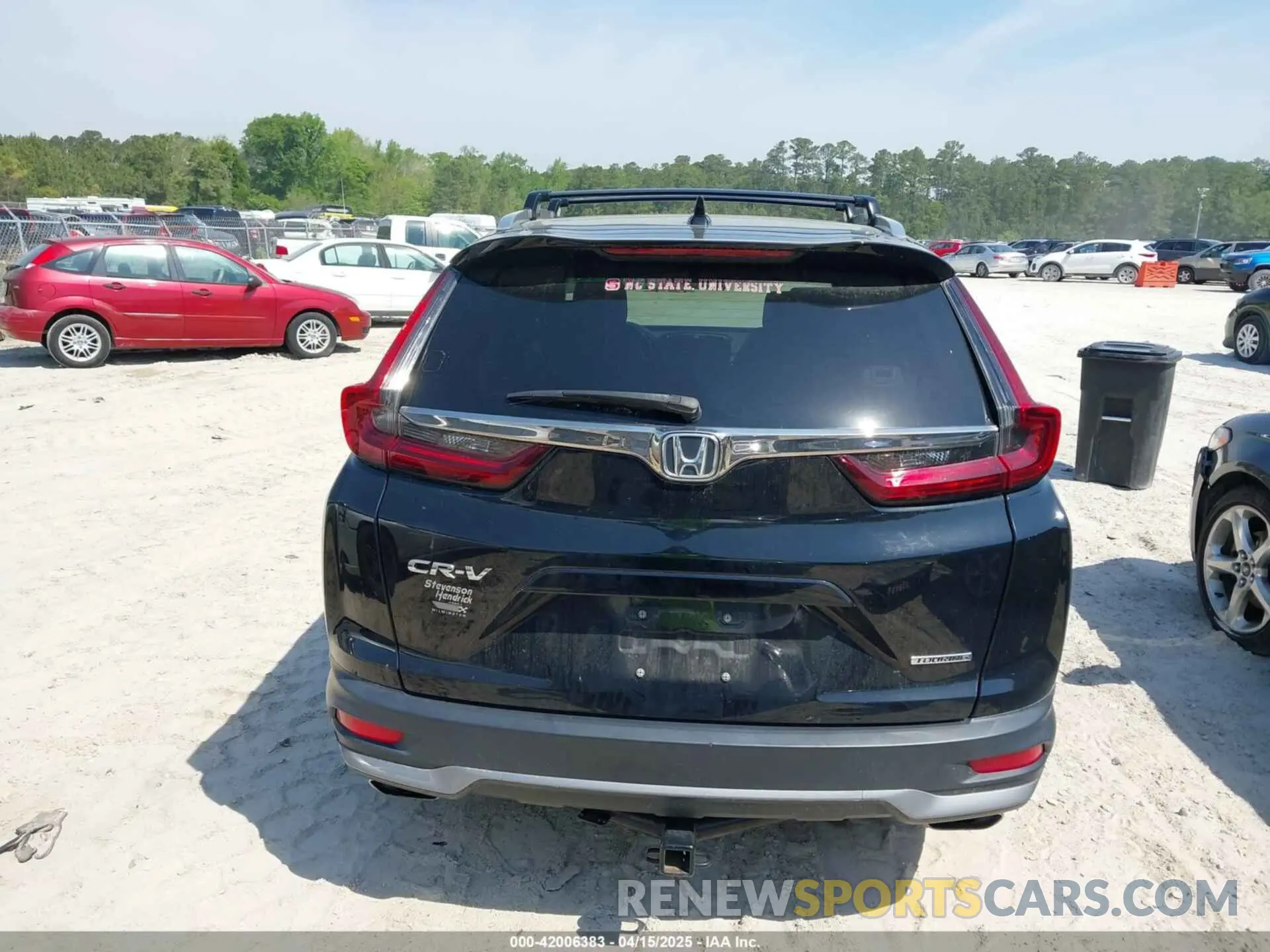 16 Photograph of a damaged car 2HKRW1H95LH406488 HONDA CR-V 2020