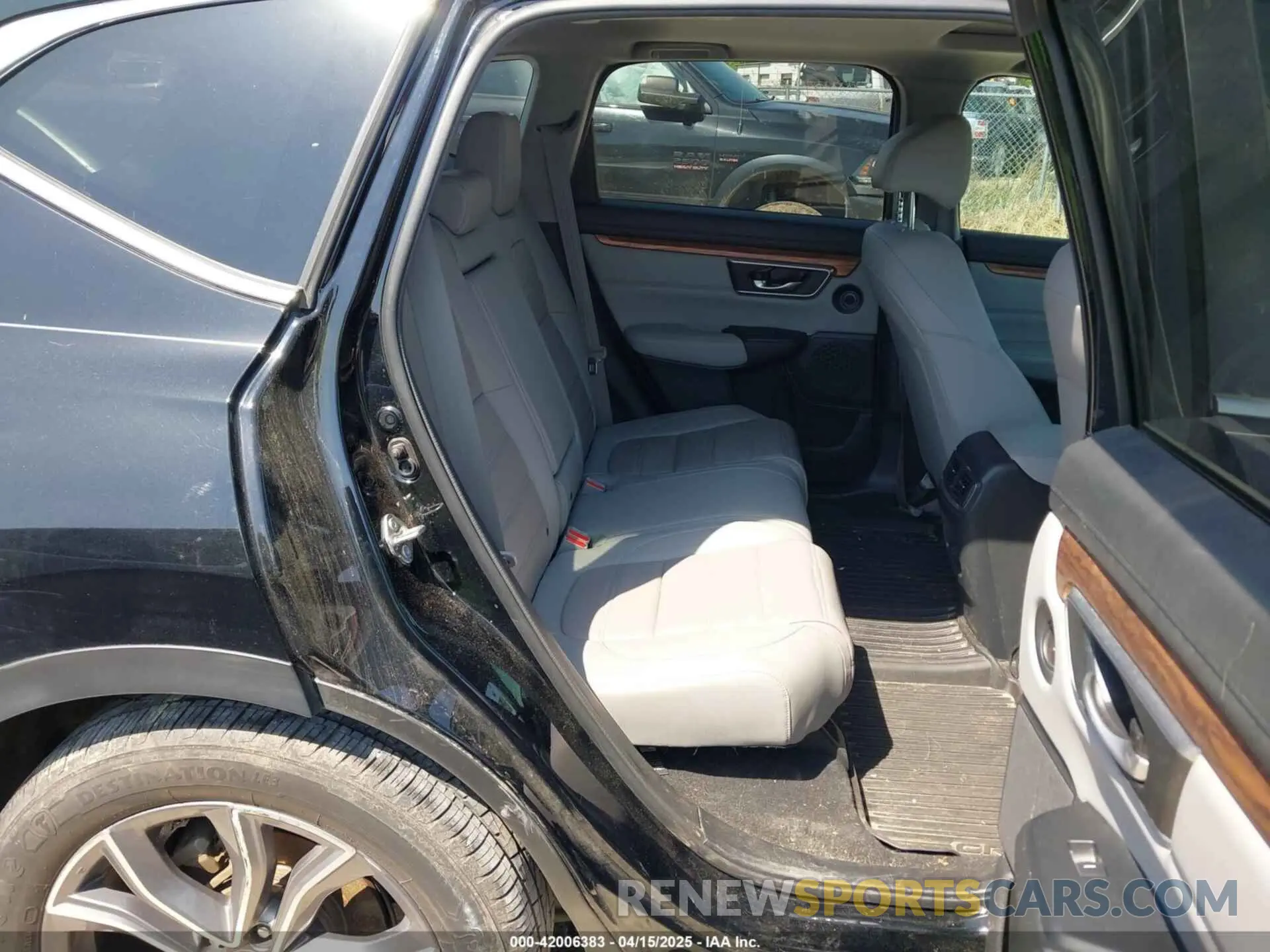 8 Photograph of a damaged car 2HKRW1H95LH406488 HONDA CR-V 2020