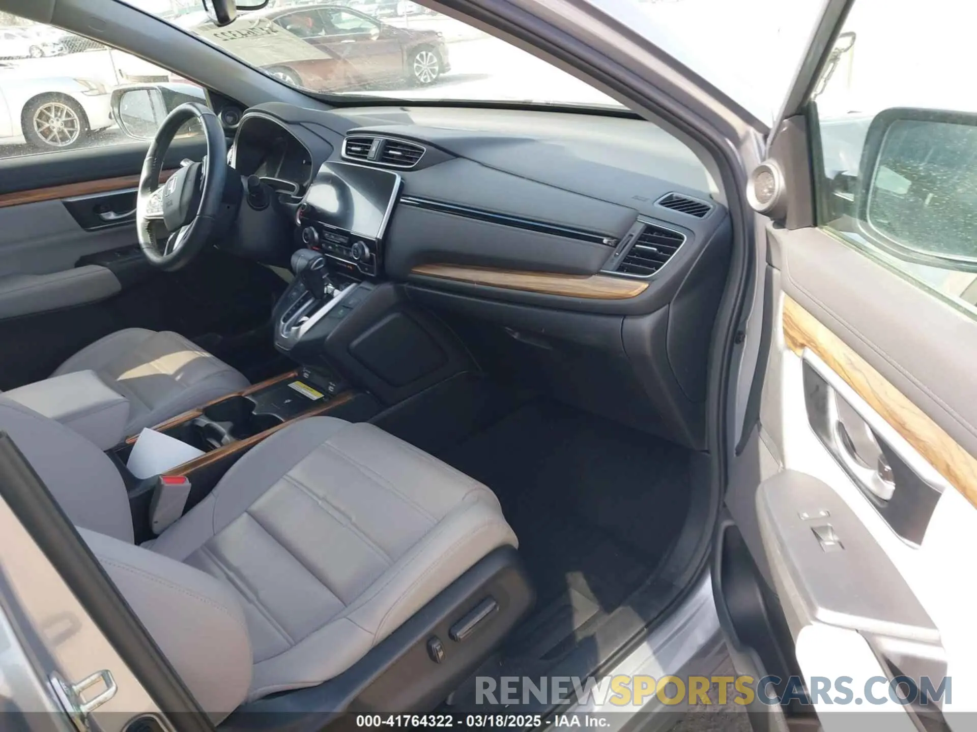 5 Photograph of a damaged car 2HKRW1H9XLH406762 HONDA CR-V 2020