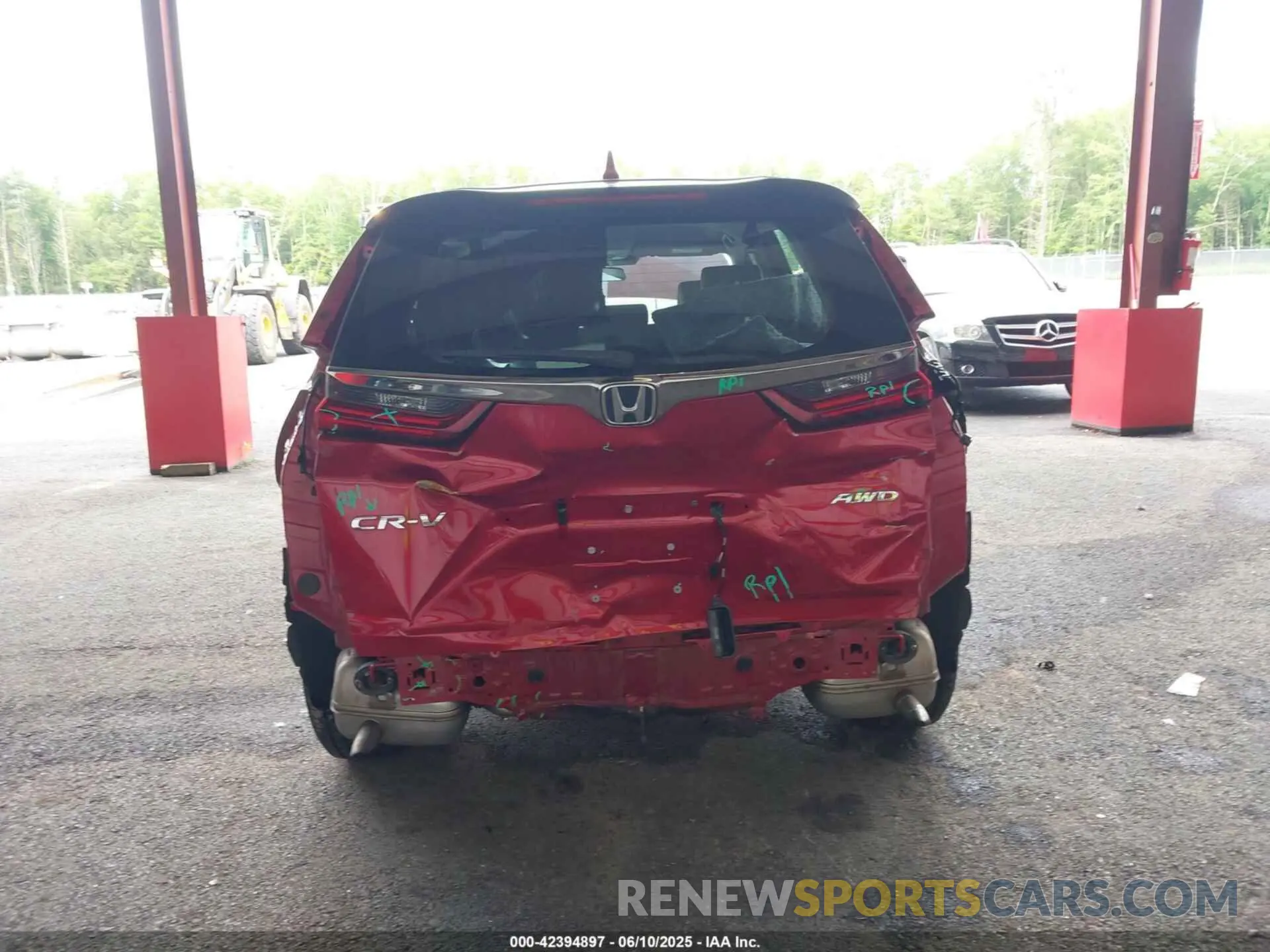 6 Photograph of a damaged car 2HKRW2H25LH610104 HONDA CR-V 2020